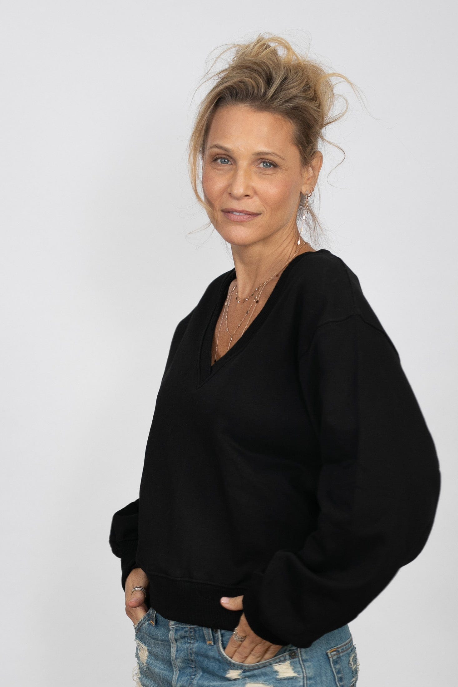 PEAR V  חולצת טרנינג שחורה image 6