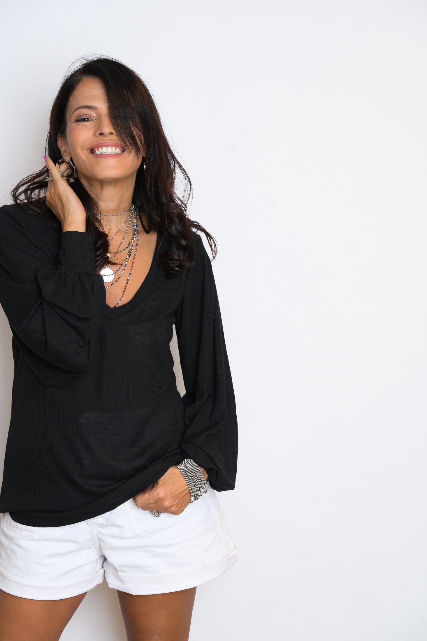 N SHIRT  חולצה שחורה מעוצבת image 2