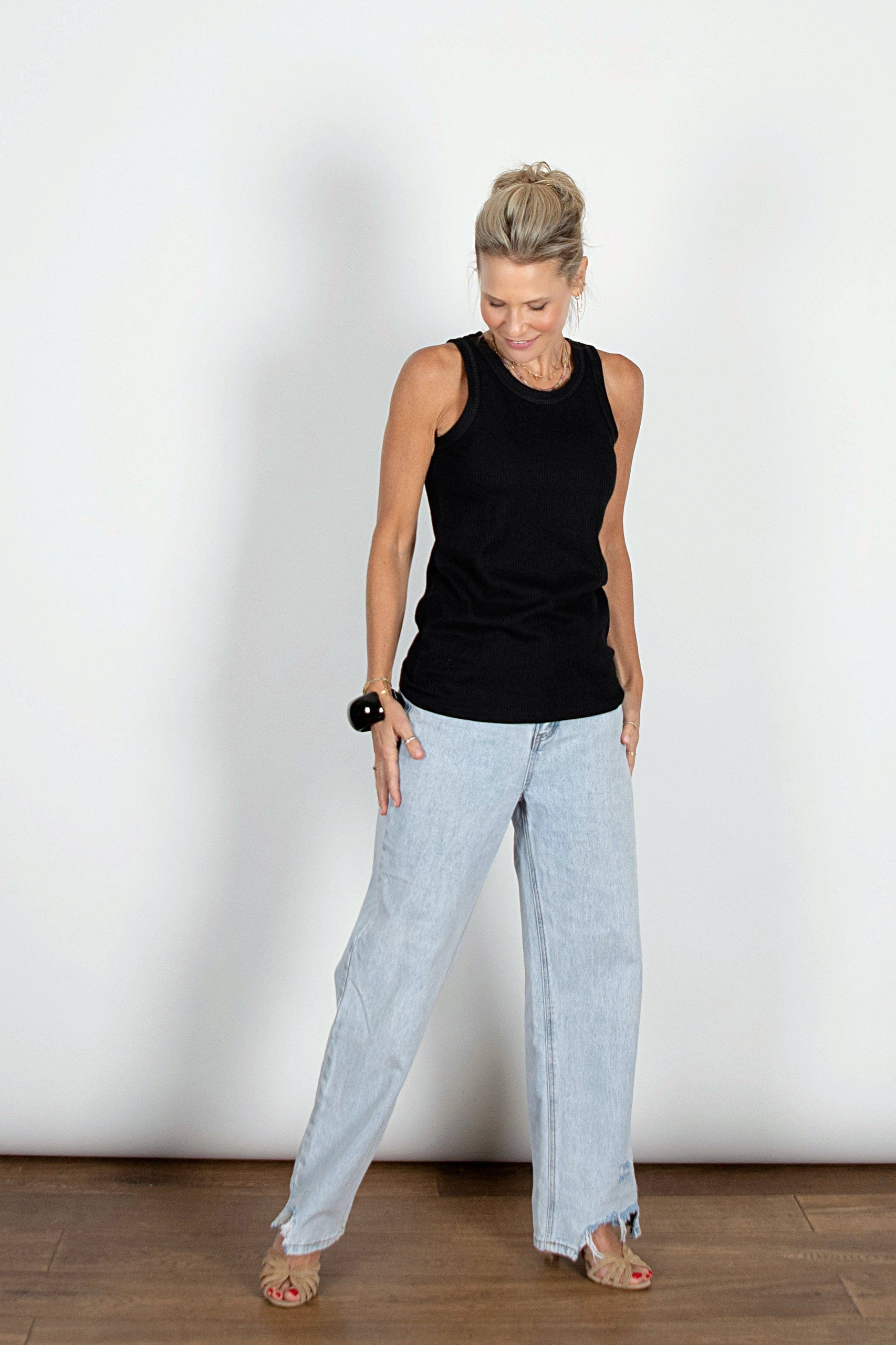 ROIE גופיית סבא שחורה וופל image 1