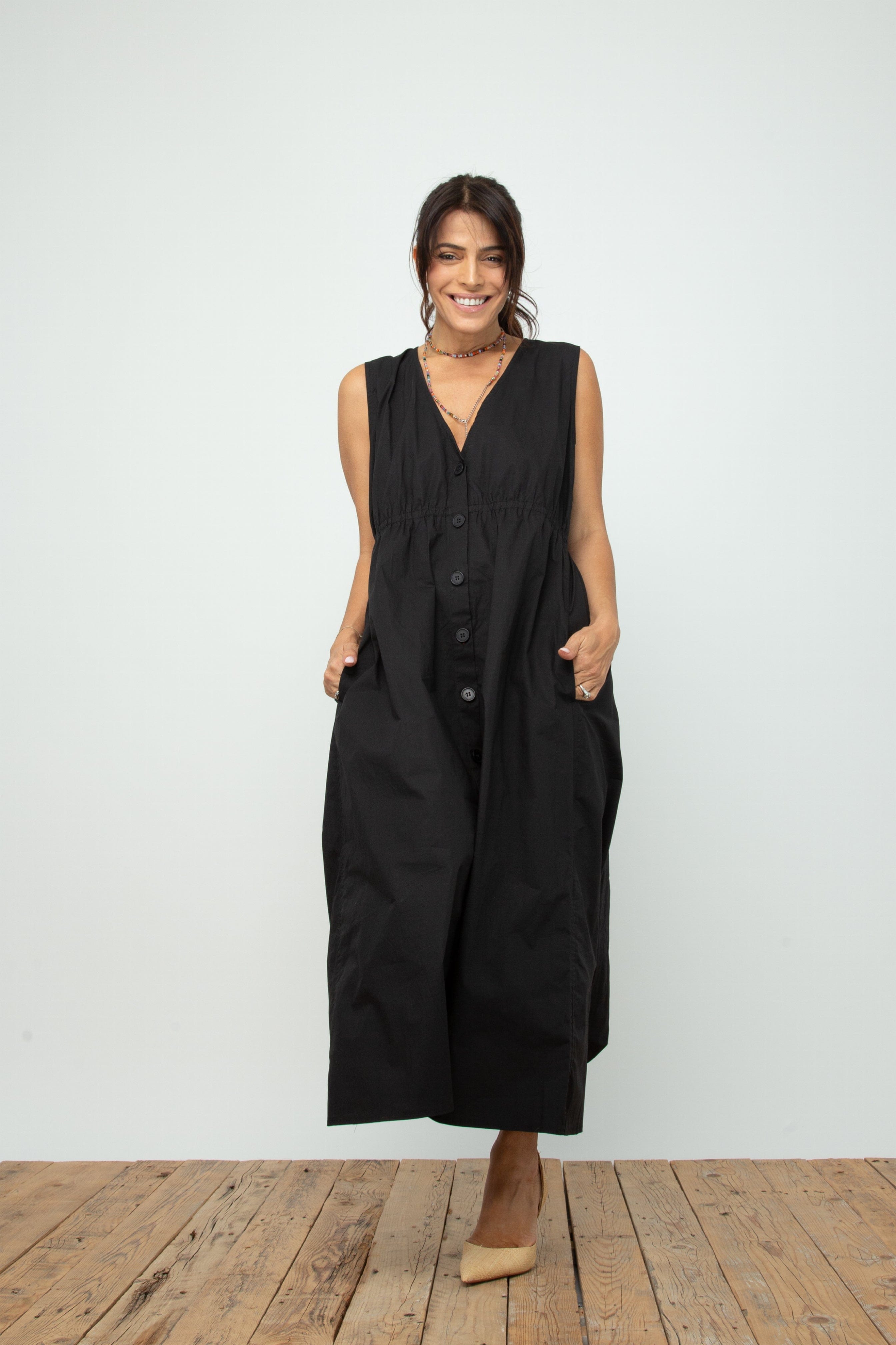 FOUR שמלה ללא שרוולים שחורה כפתורים image 8