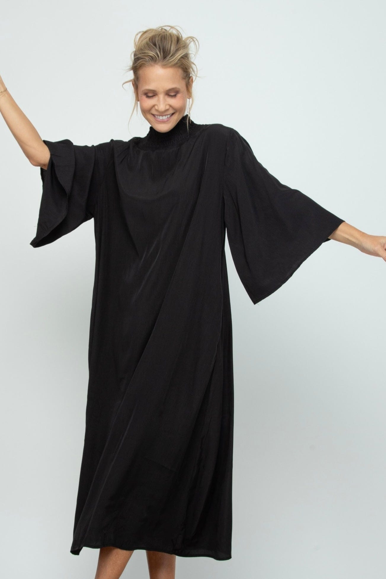 TLTAENA NEW   שמלה שחורה image 0