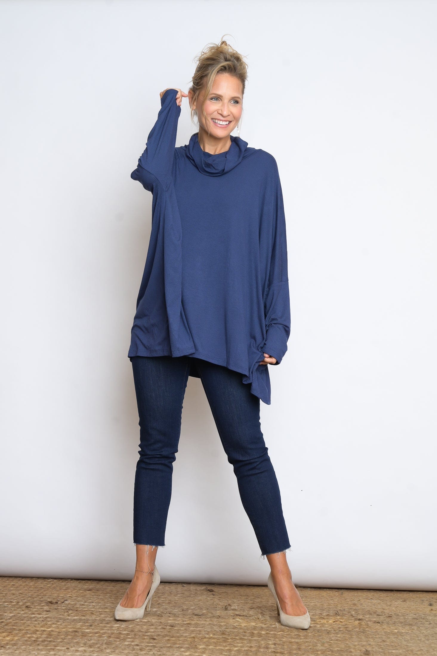 K SHIRT   גולף כחול אוברסייז image 6