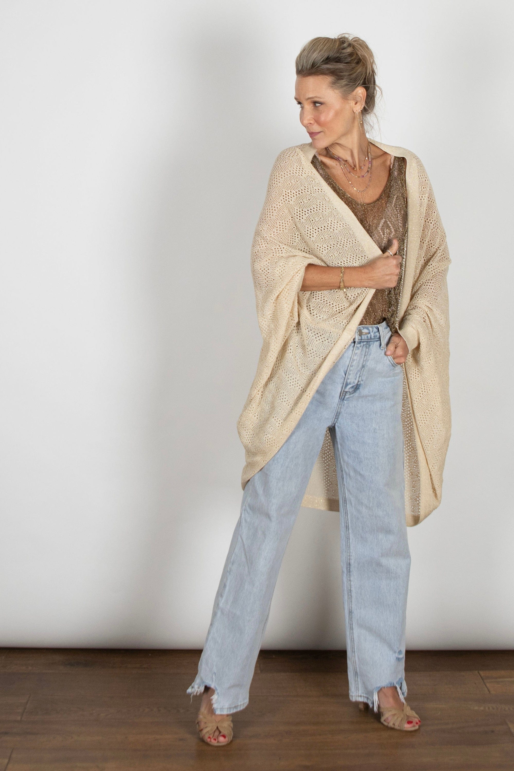 LIAM  עליונית סריג חורים קאמל זהב image 0