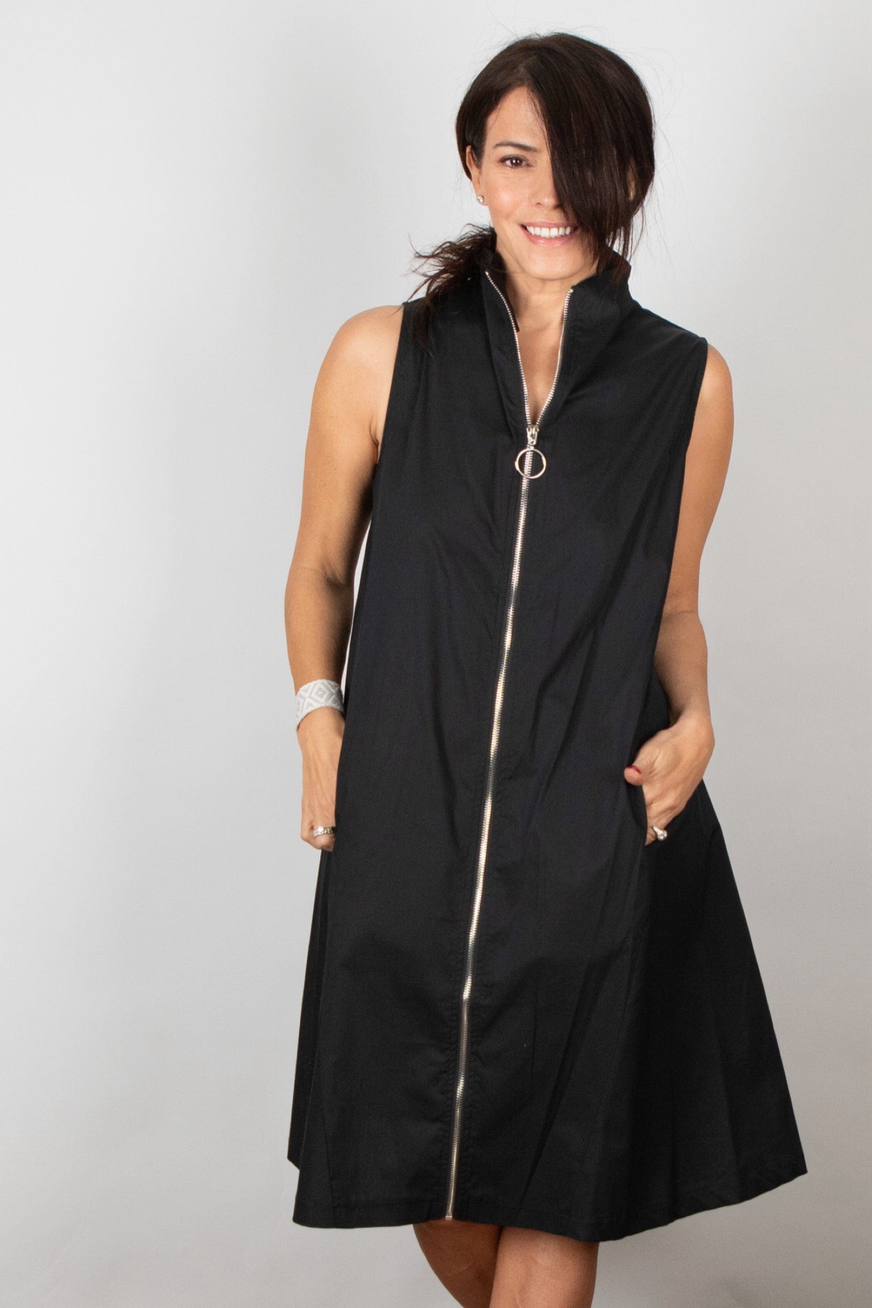 SHAKIRA  שמלה ריצ׳רצ image 4