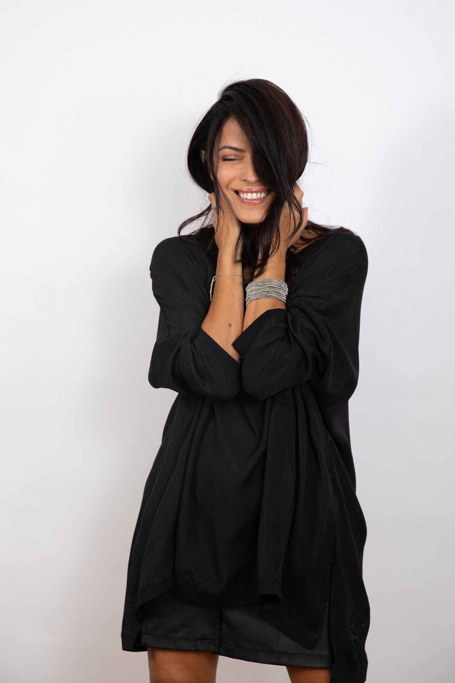 ALT חולצה שחורה אוברסייז image 4