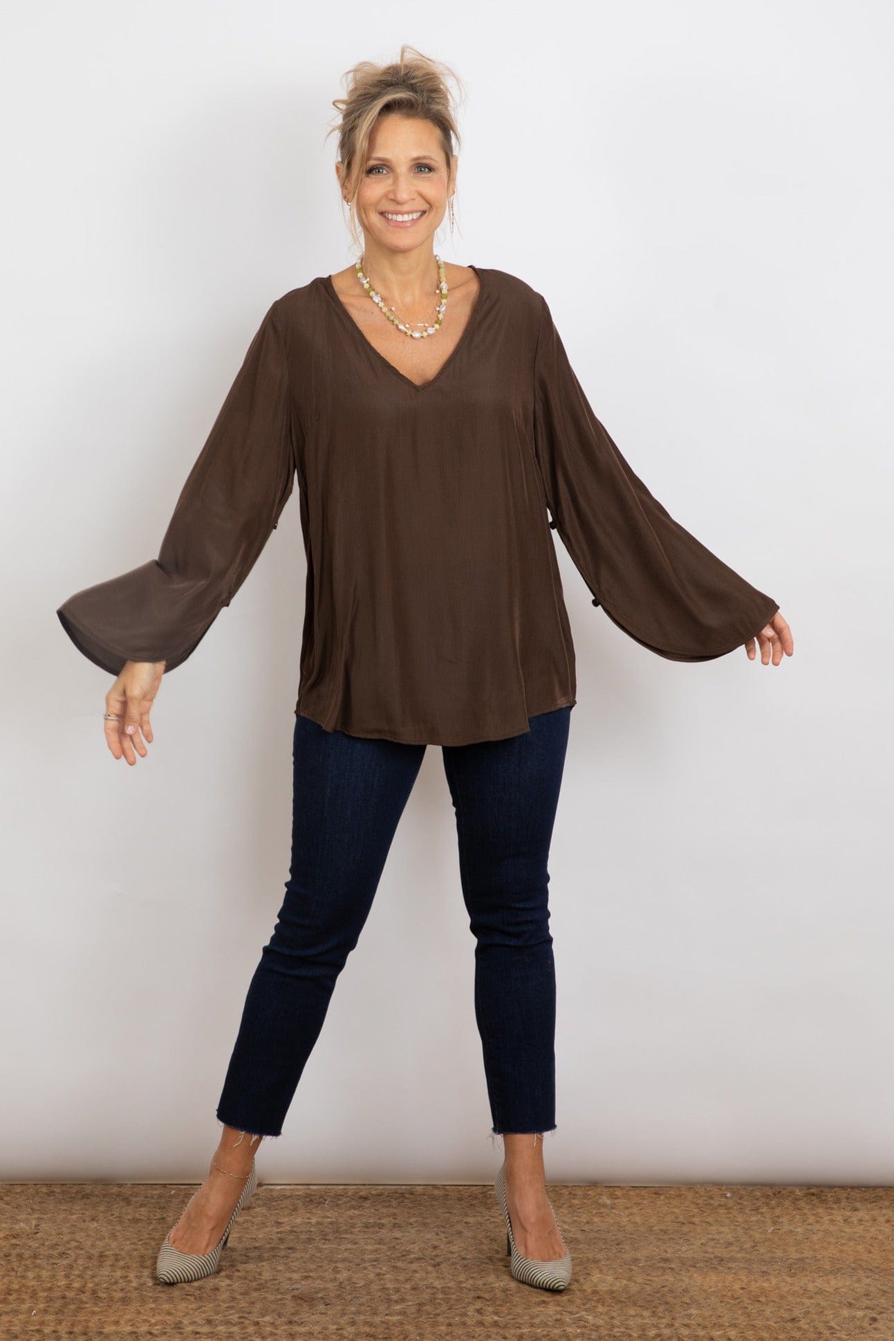 AVLON חולצה image 0