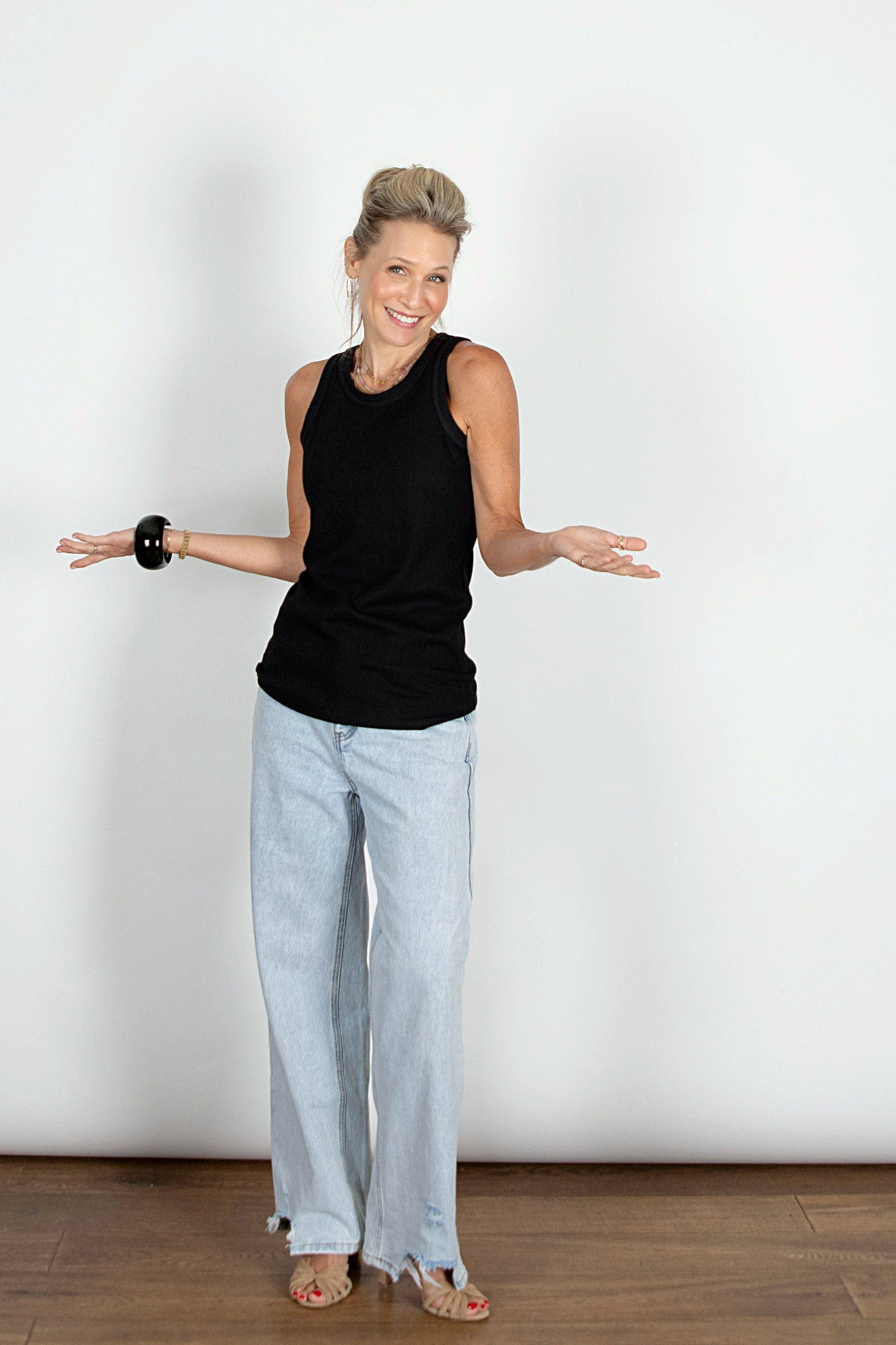 ROIE גופיית סבא שחורה וופל image 2