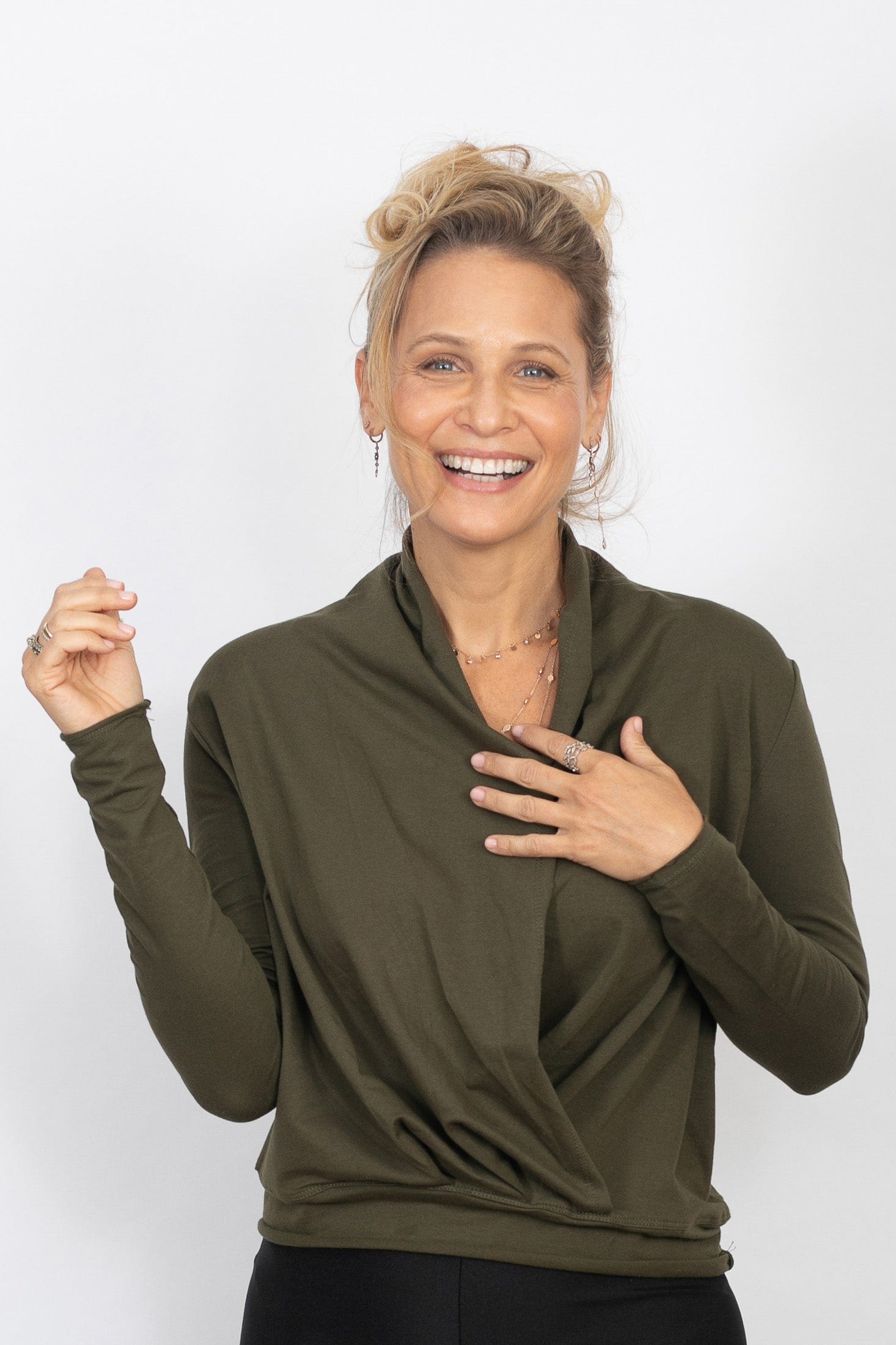 GLOW  חולצה מעוצבת image 3