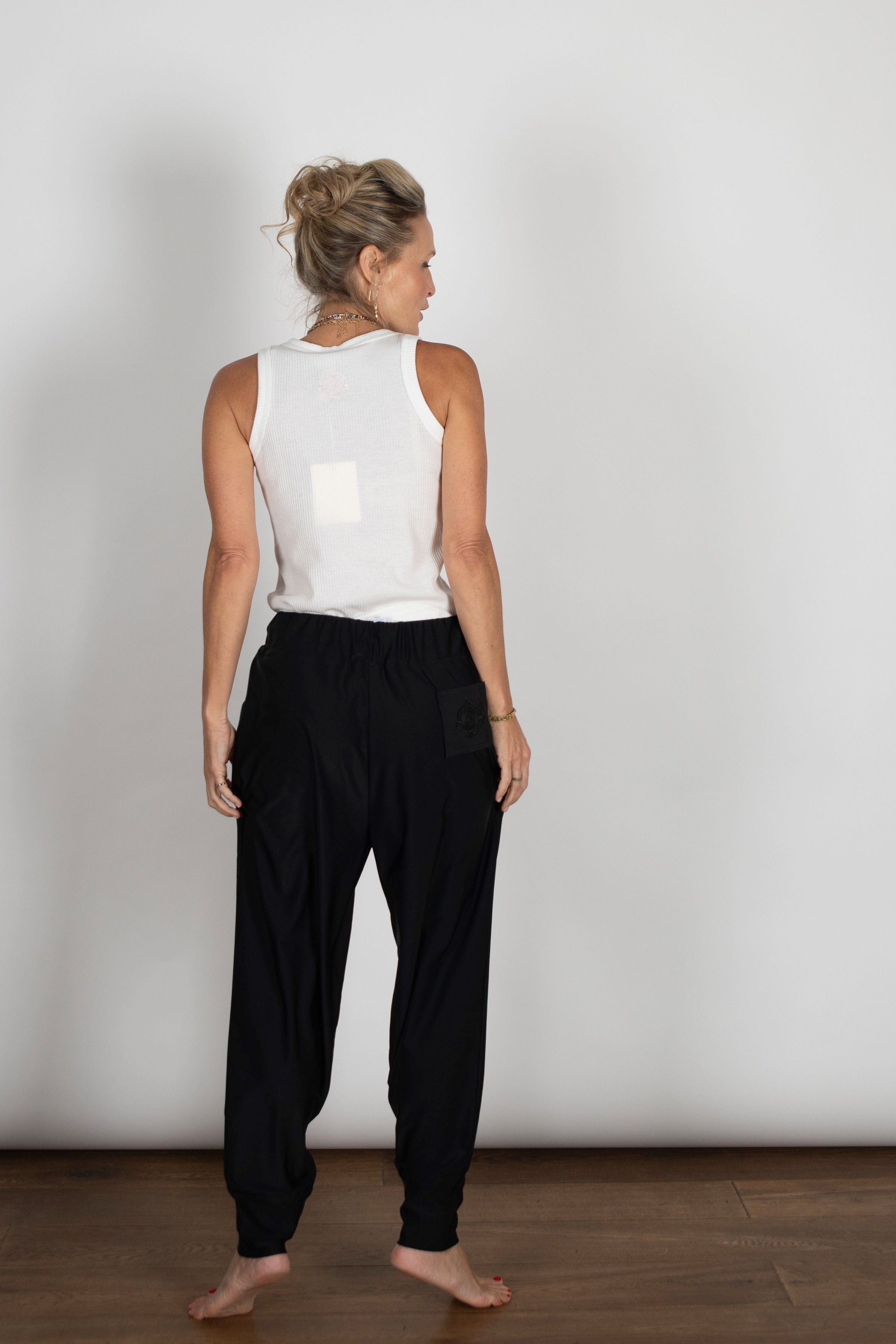 ROIE גופיית סבא לבנה וופל image 7