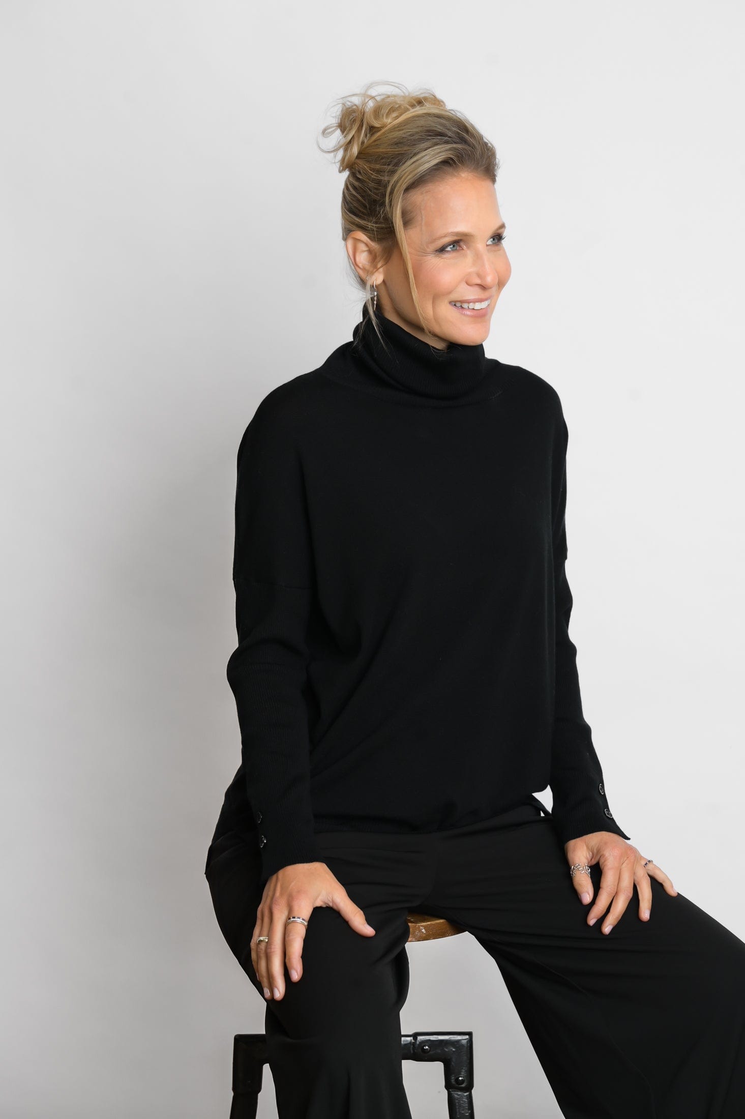 ALIMIA סריג שחור גולף image 0