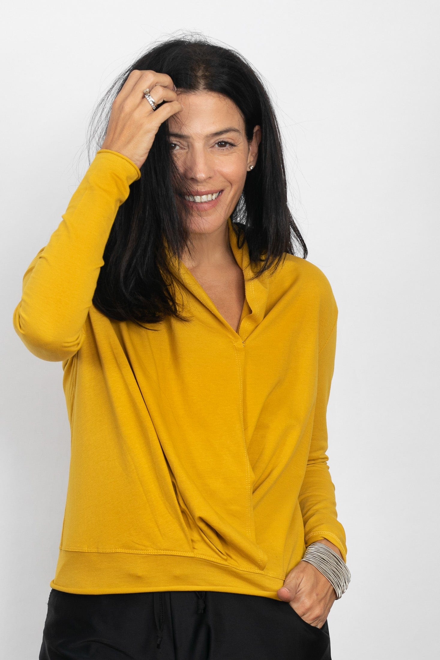 GLOW  חולצה מעוצבת image 1