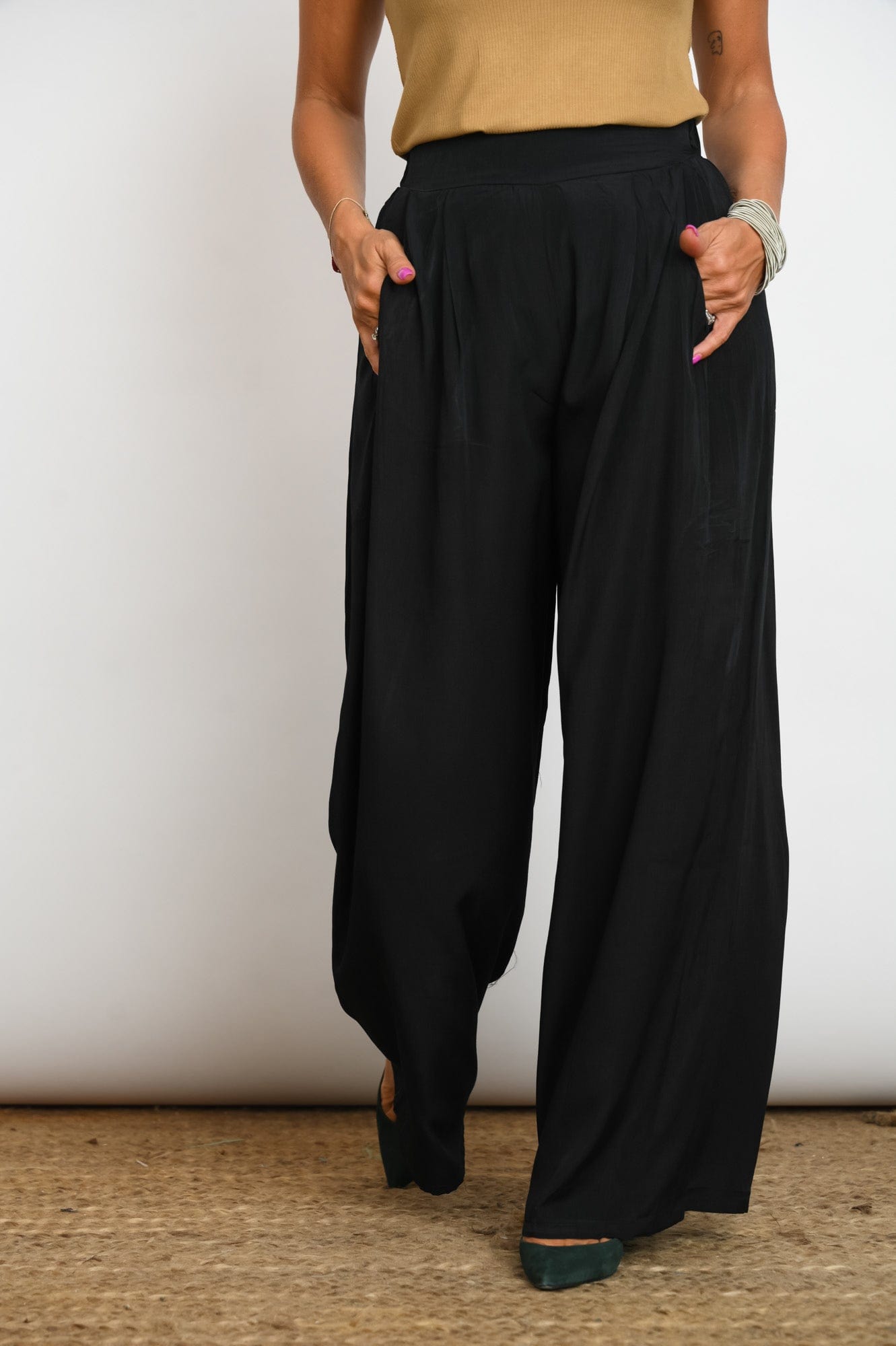 RON מכנסים שחורים image 4