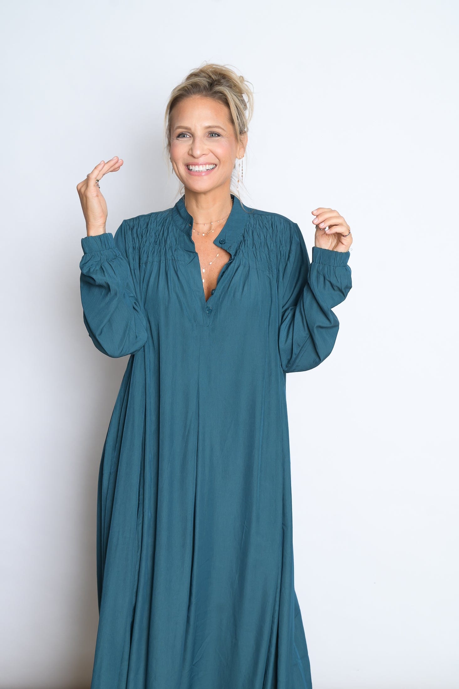 RANA שמלת אוברסייז image 8