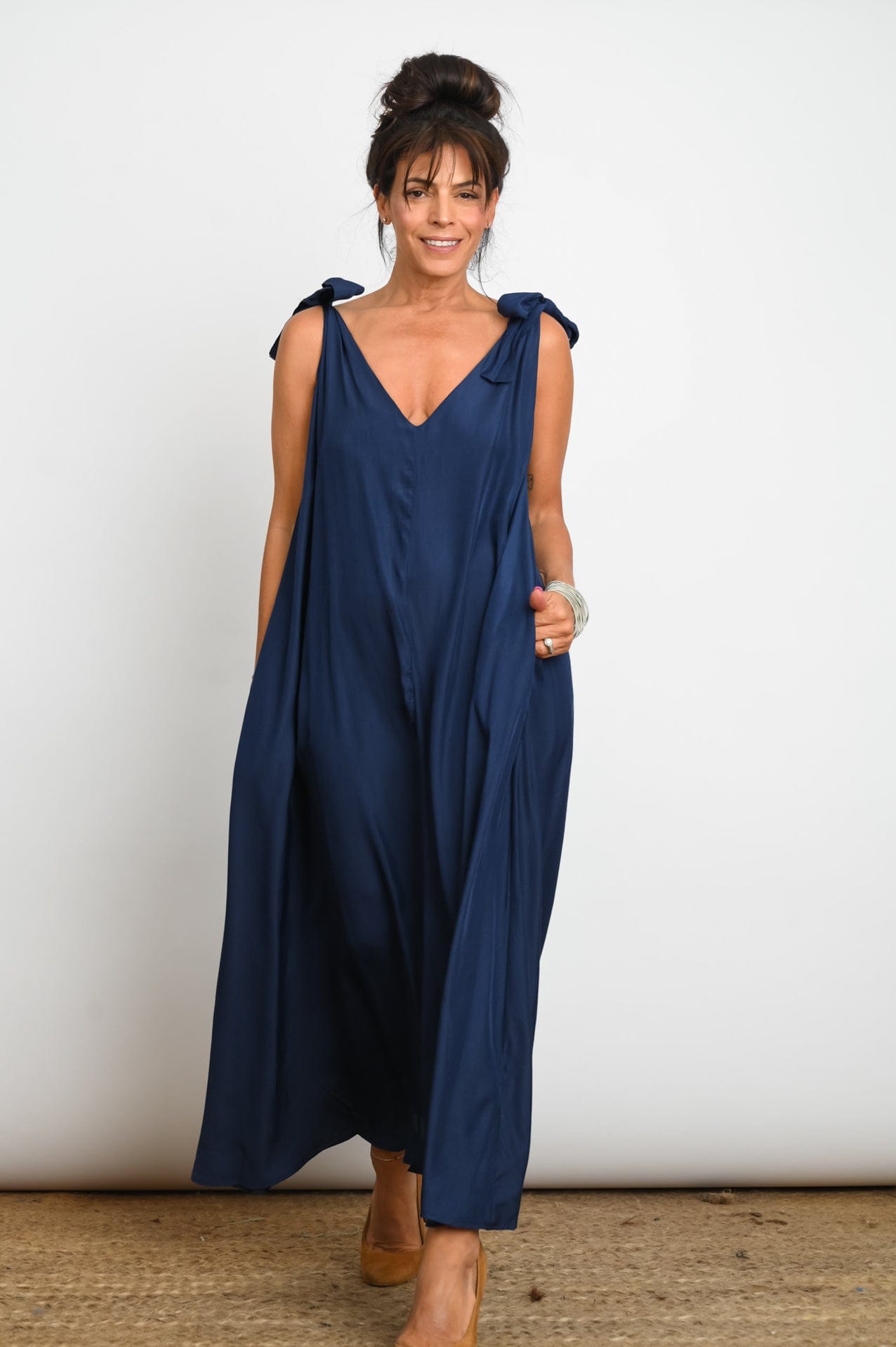 FLY  שמלה כחולה כתפיות קשירה image 4