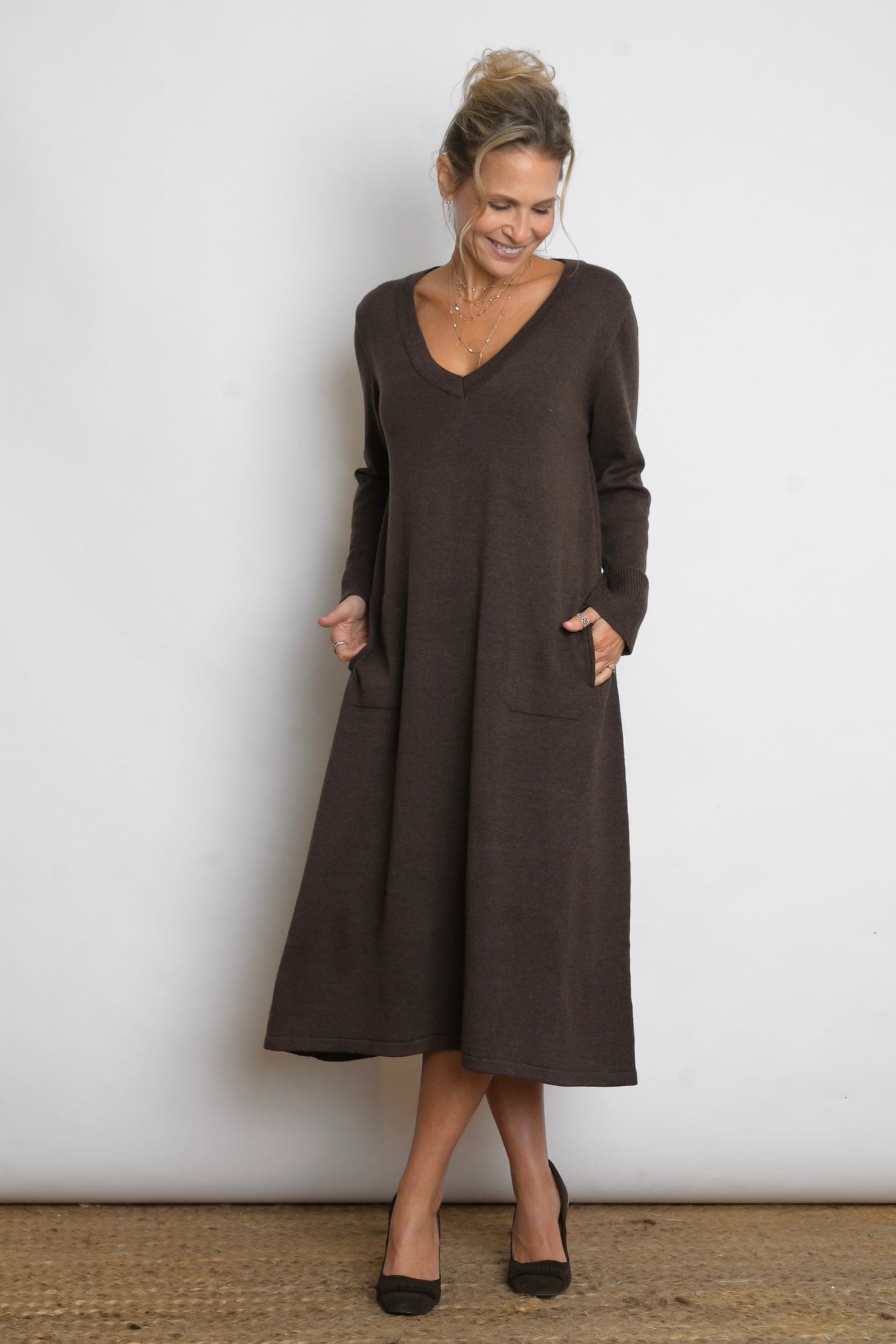 NIMOS V שמלת סריג חומה image 0