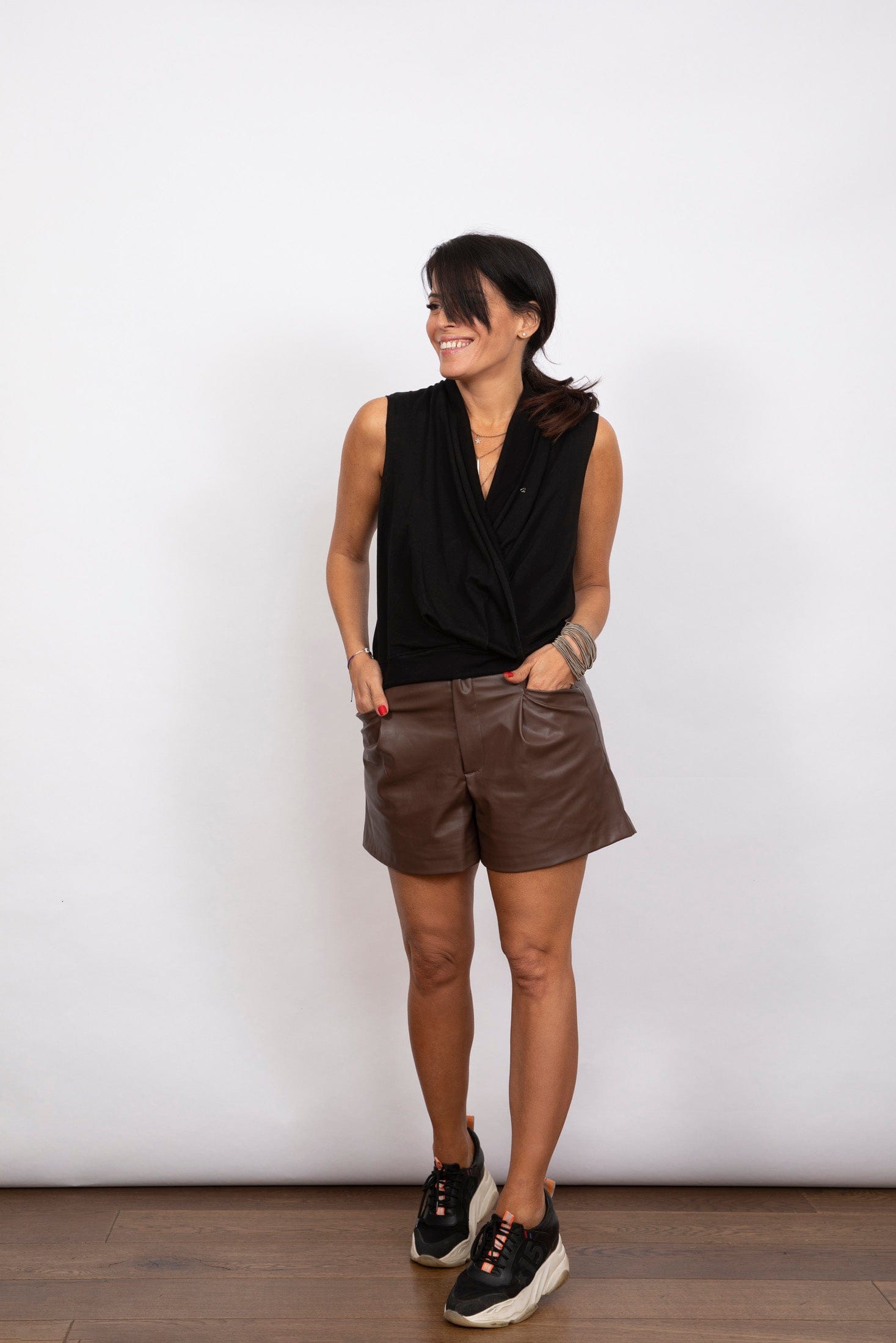 Glown  חולצה מעוצבת שחורה image 2