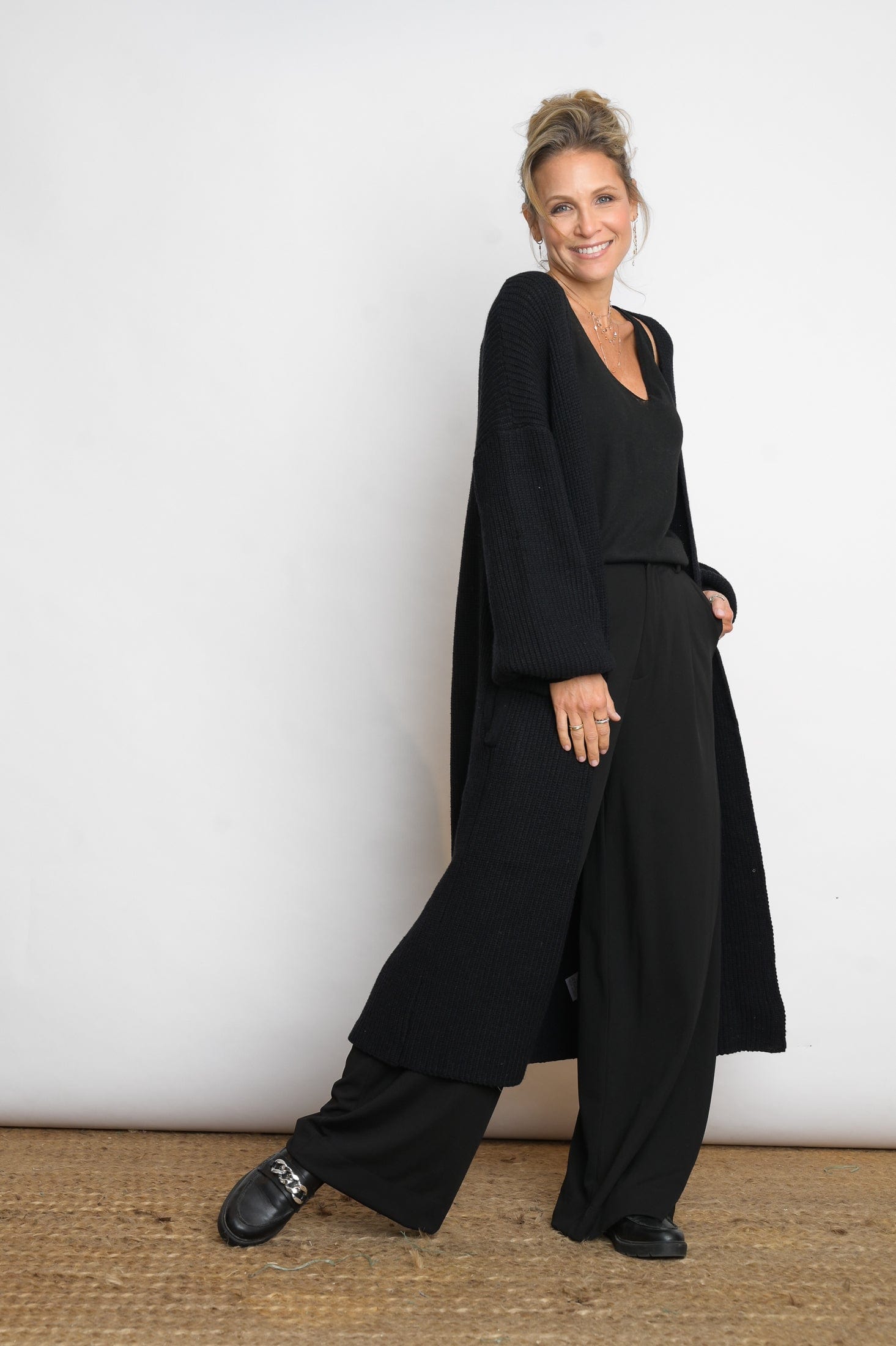 MILOS עליונית סריג שחורה image 6