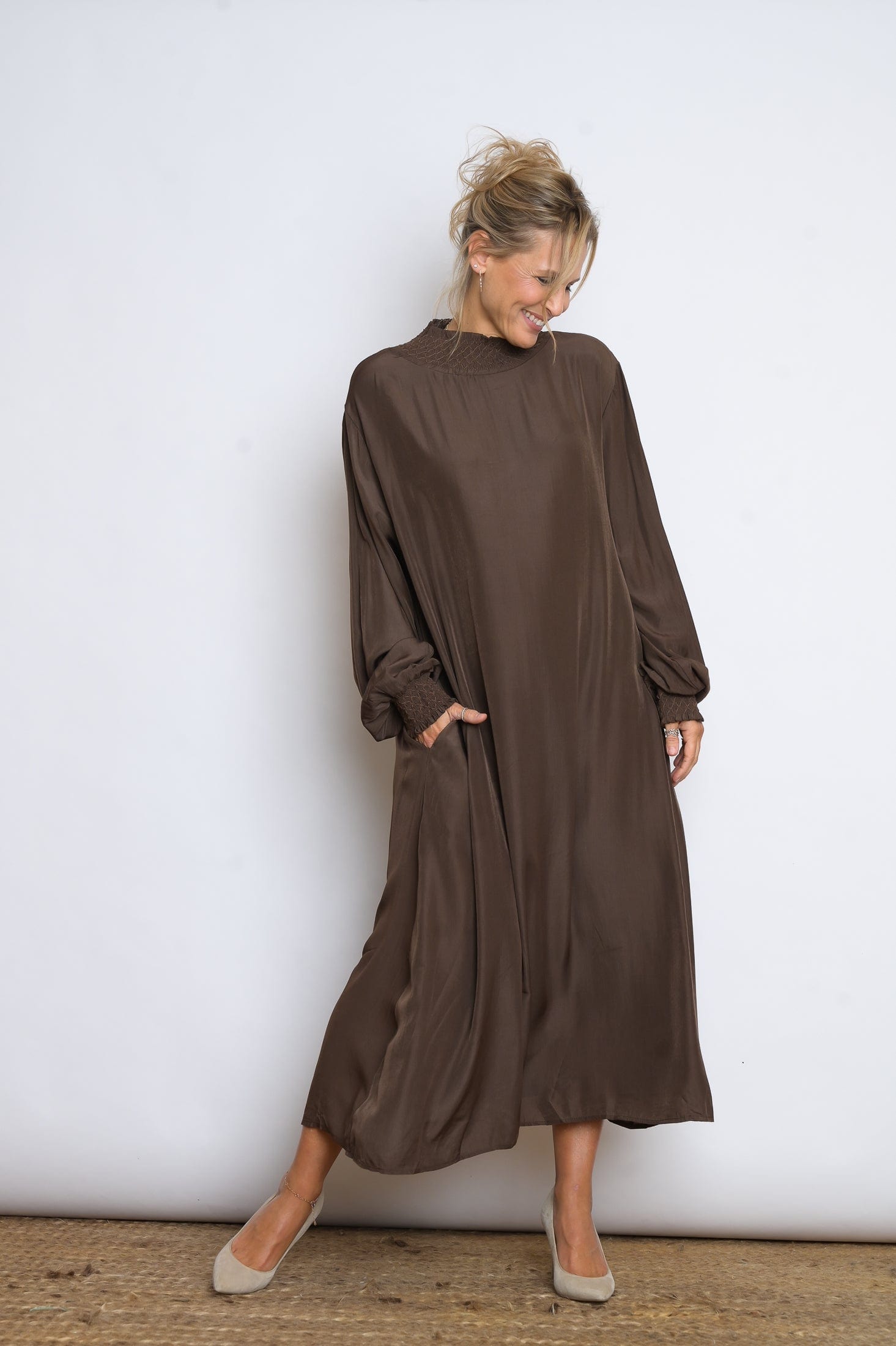 RAINI שמלת גולף חומה image 2