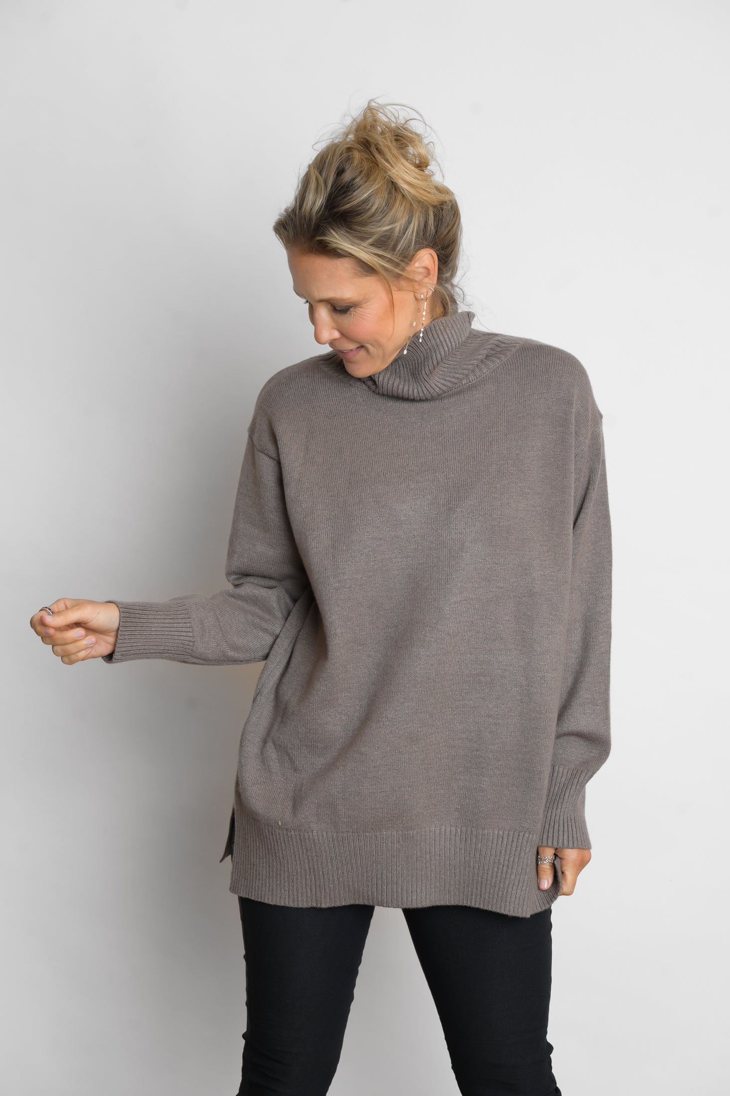 SYMI סריג גולף חאקי image 5