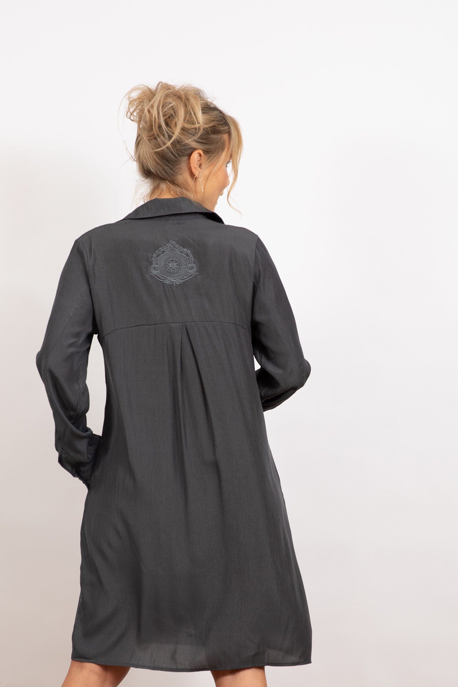 FRITZI שמלה מיני אפורה image 4