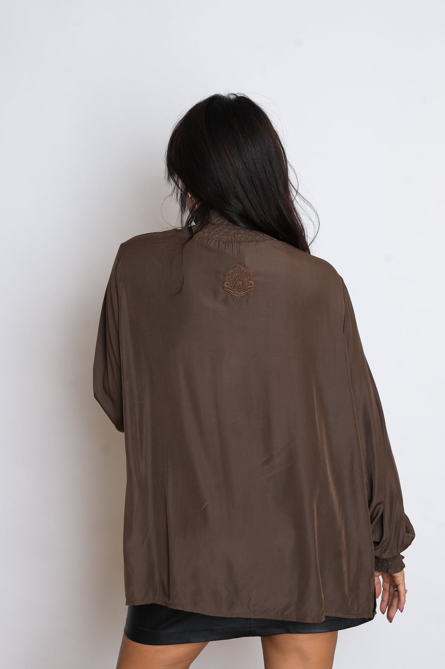 ATHEI חולצה חומה image 11