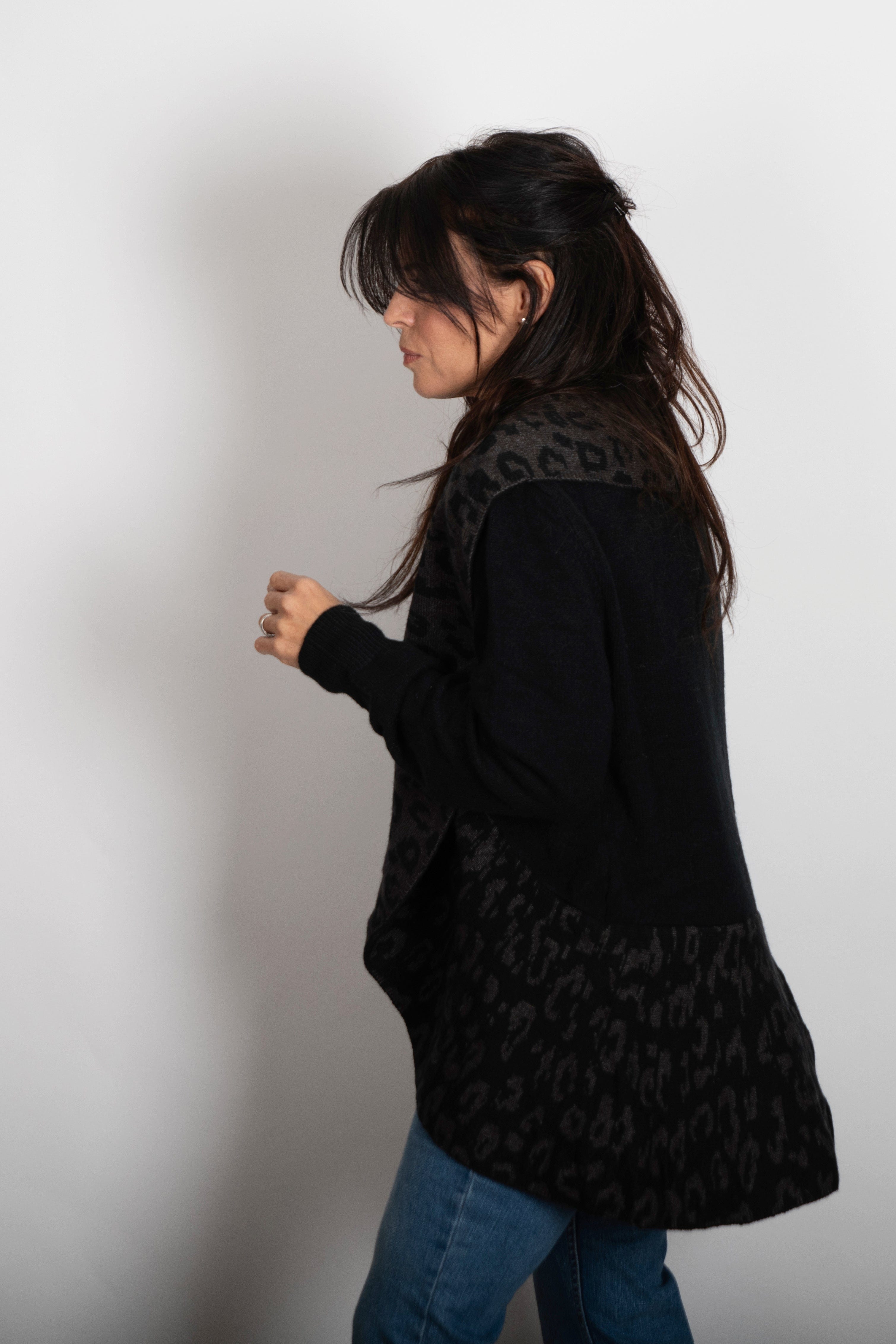 SWIFT עליונית סריג מנומרת שחורה image 4