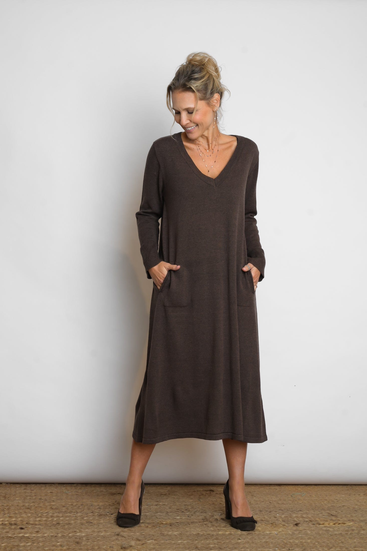 NIMOS V שמלת סריג חומה image 6