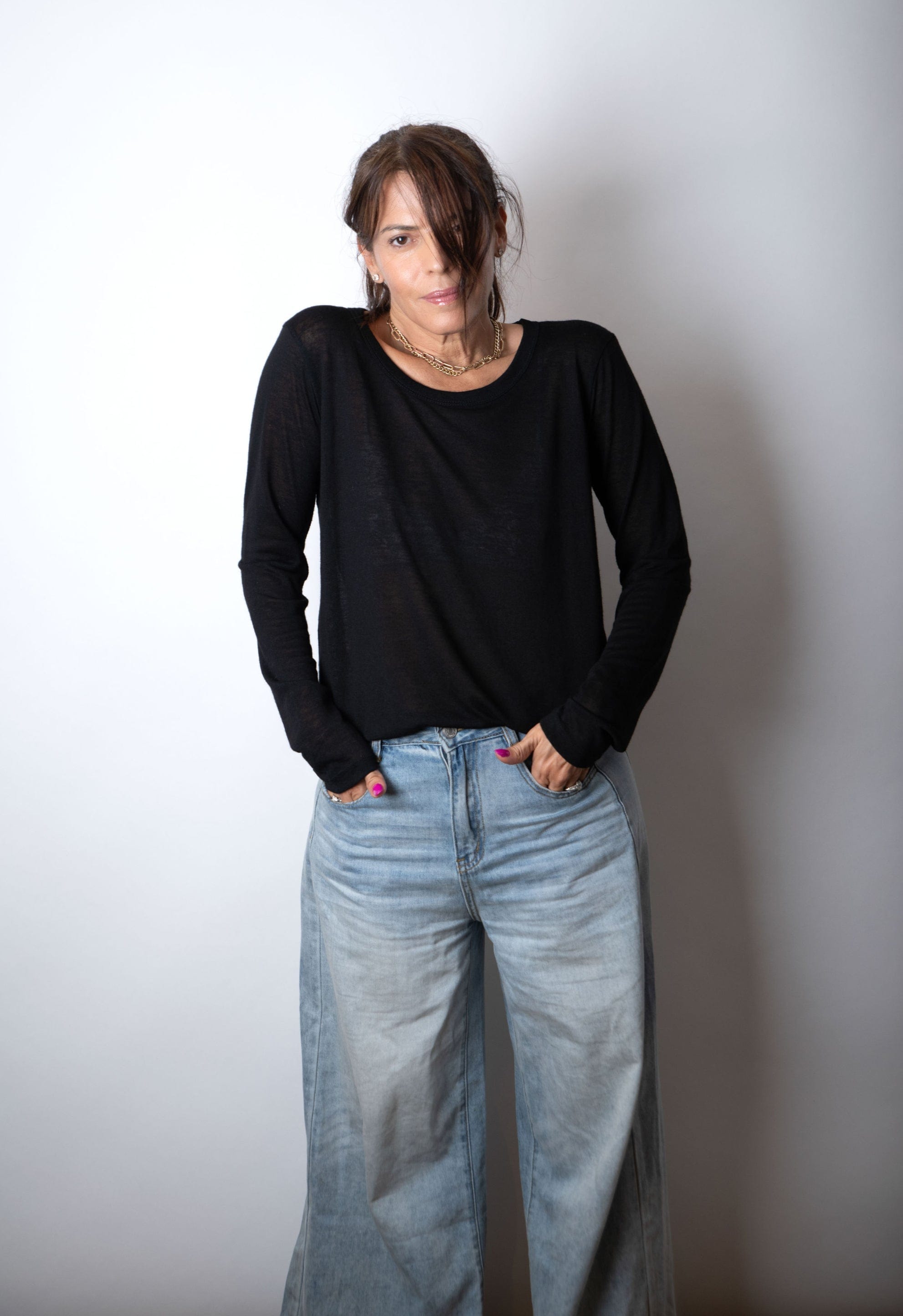 CHAVA חולצה בייסיק שחורה image 4