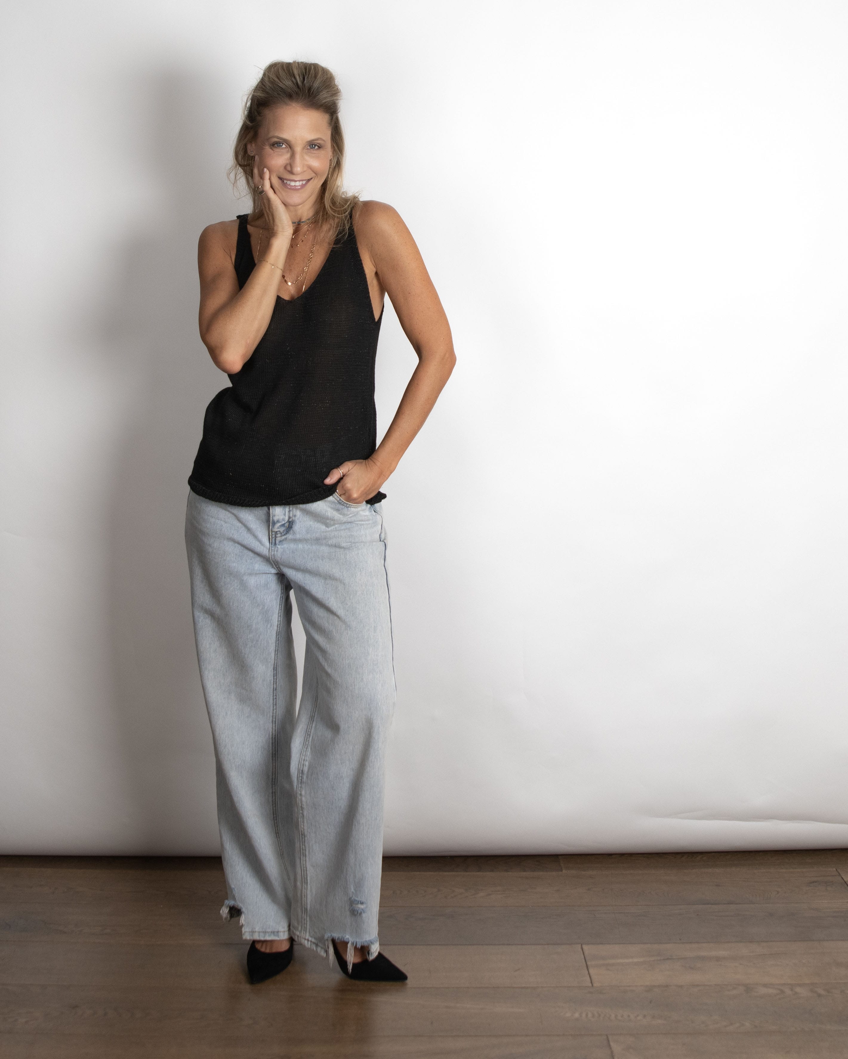 AMY  גופיית סריג שחור image 11