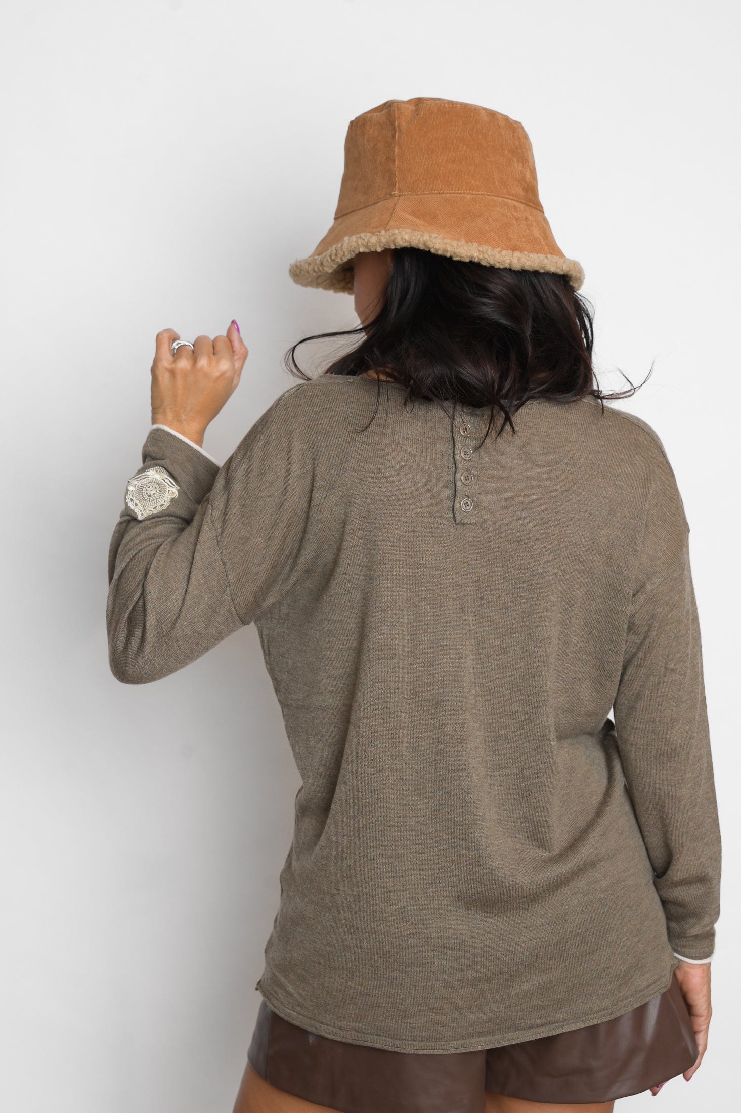 TILOS סריג כפתורים חום image 12