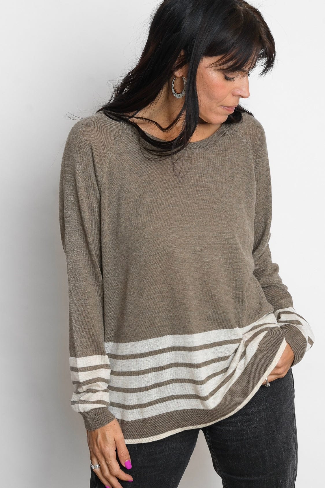 ARKI סריג פסים חום לבן image 0