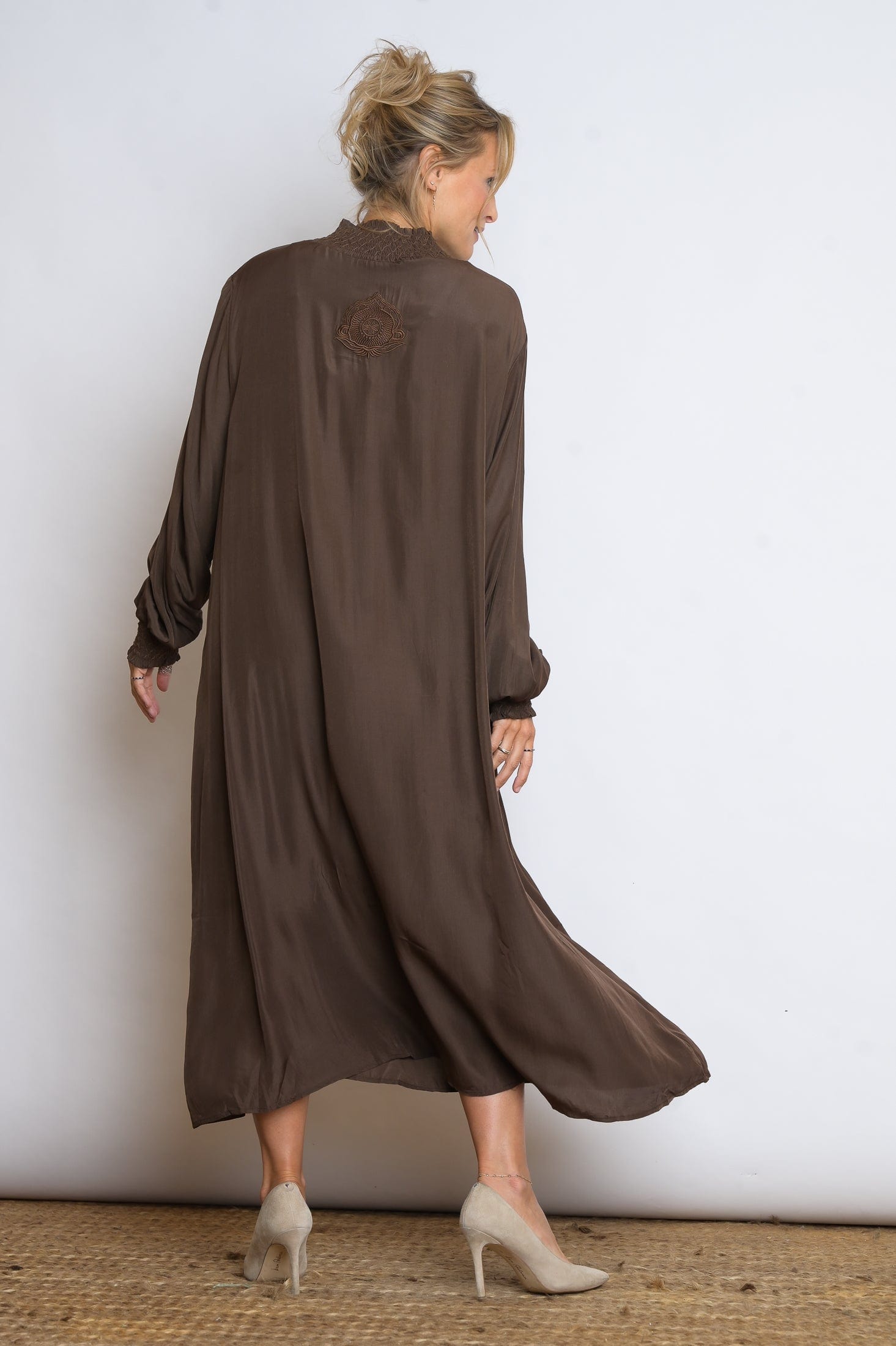 RAINI שמלת גולף חומה image 1