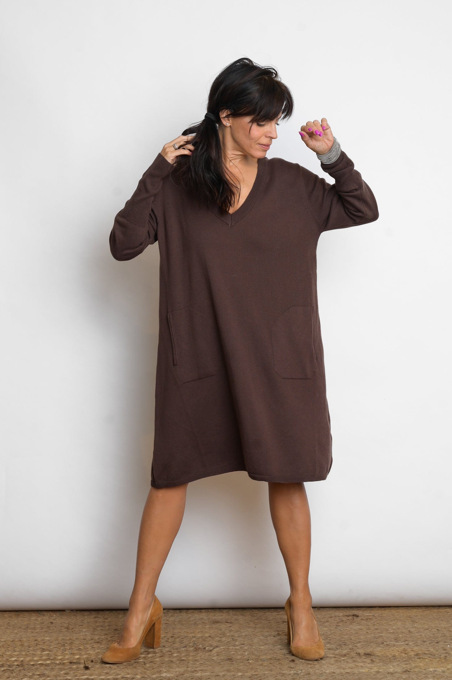 EVIA שמלת סריג מיני חום image 6