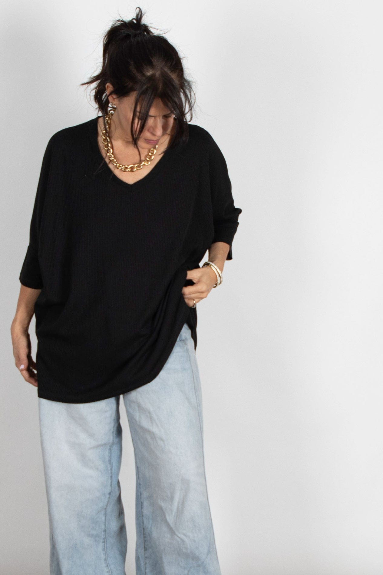 BABL חולצת אוברסייז שחורה וופל image 2