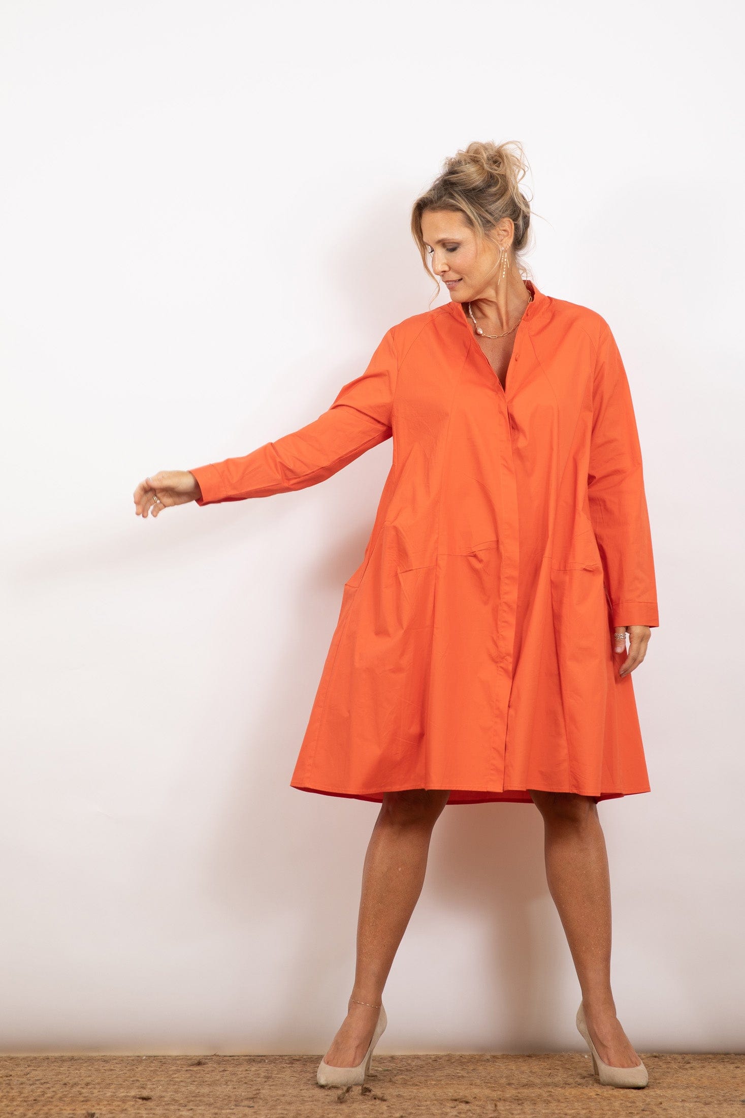 C DREES שמלה כתומה ג'קט אוברסייז image 4