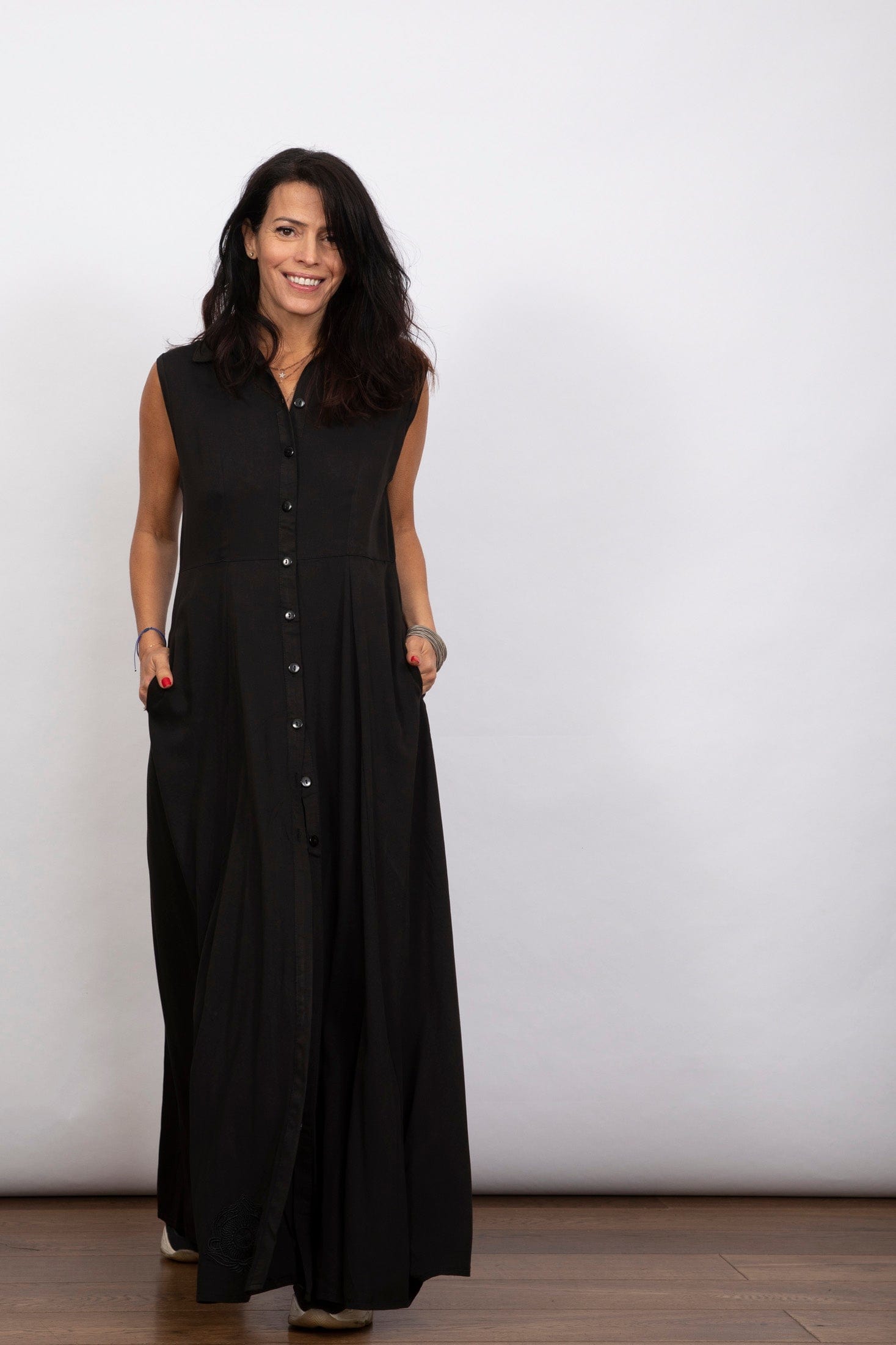 LIMA שמלה שחורה מקסי כפתורים image 2