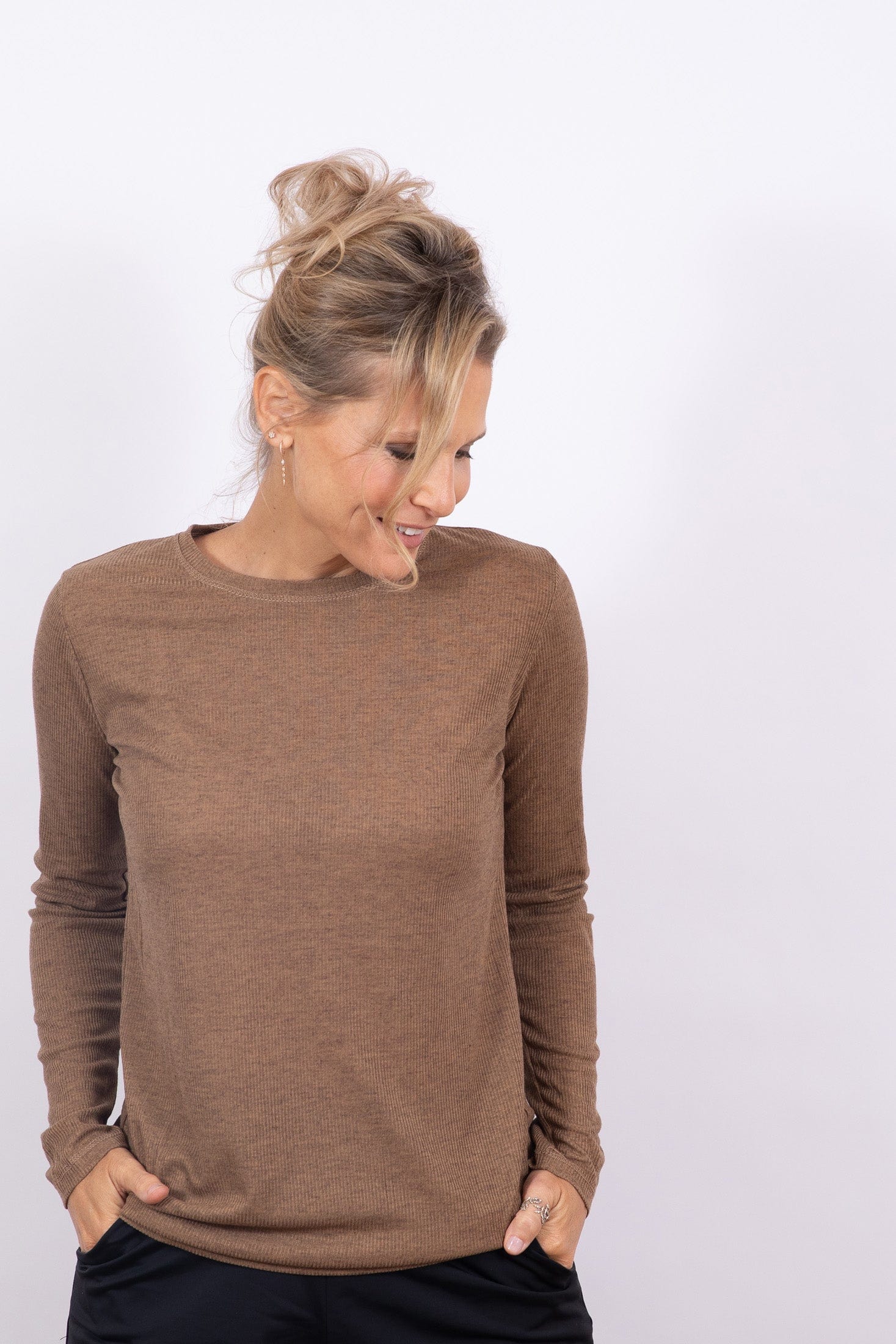 P SHIRT  חולצה בייסיק image 5