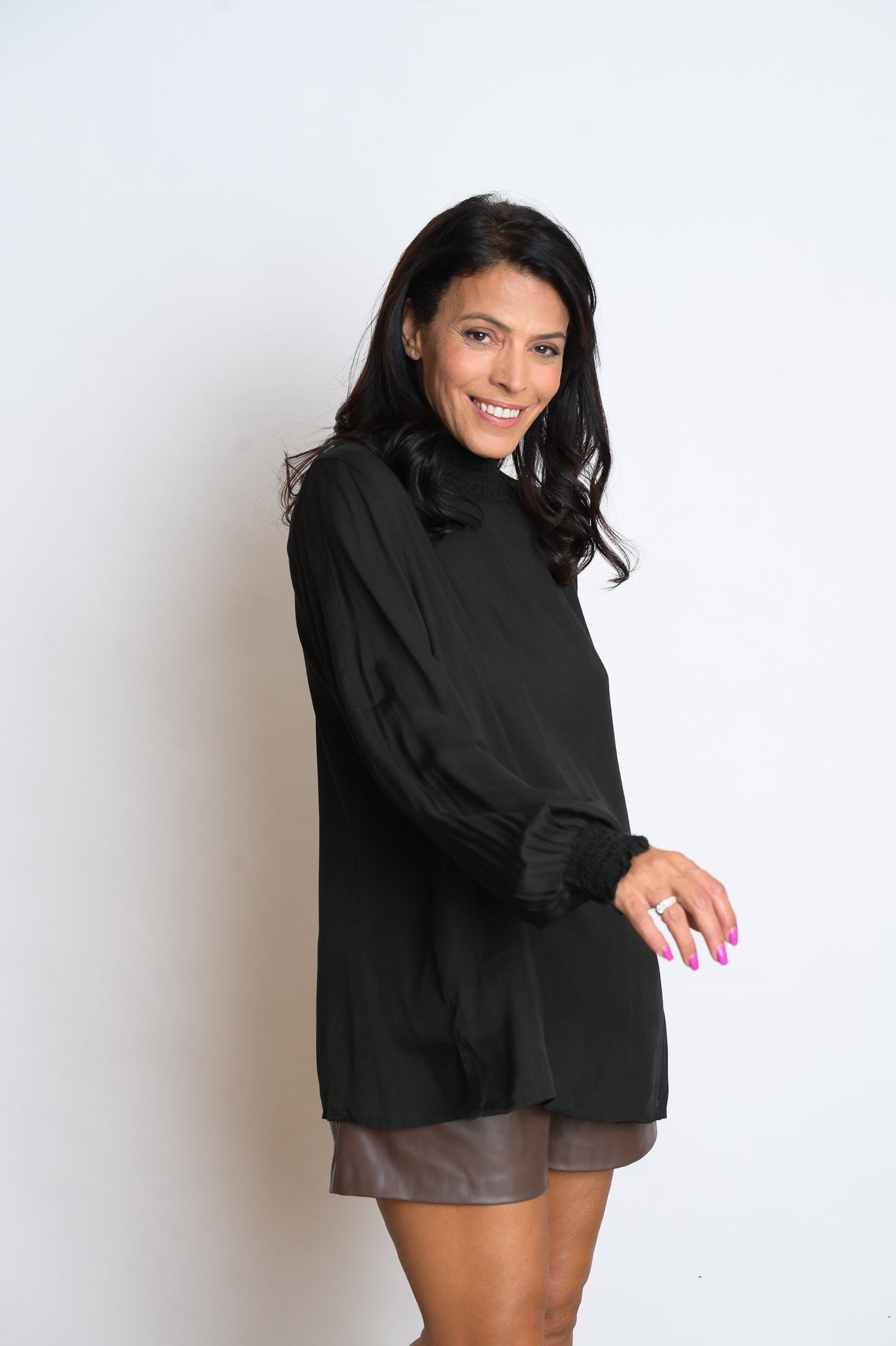 ATHEI חולצה שחורה image 4