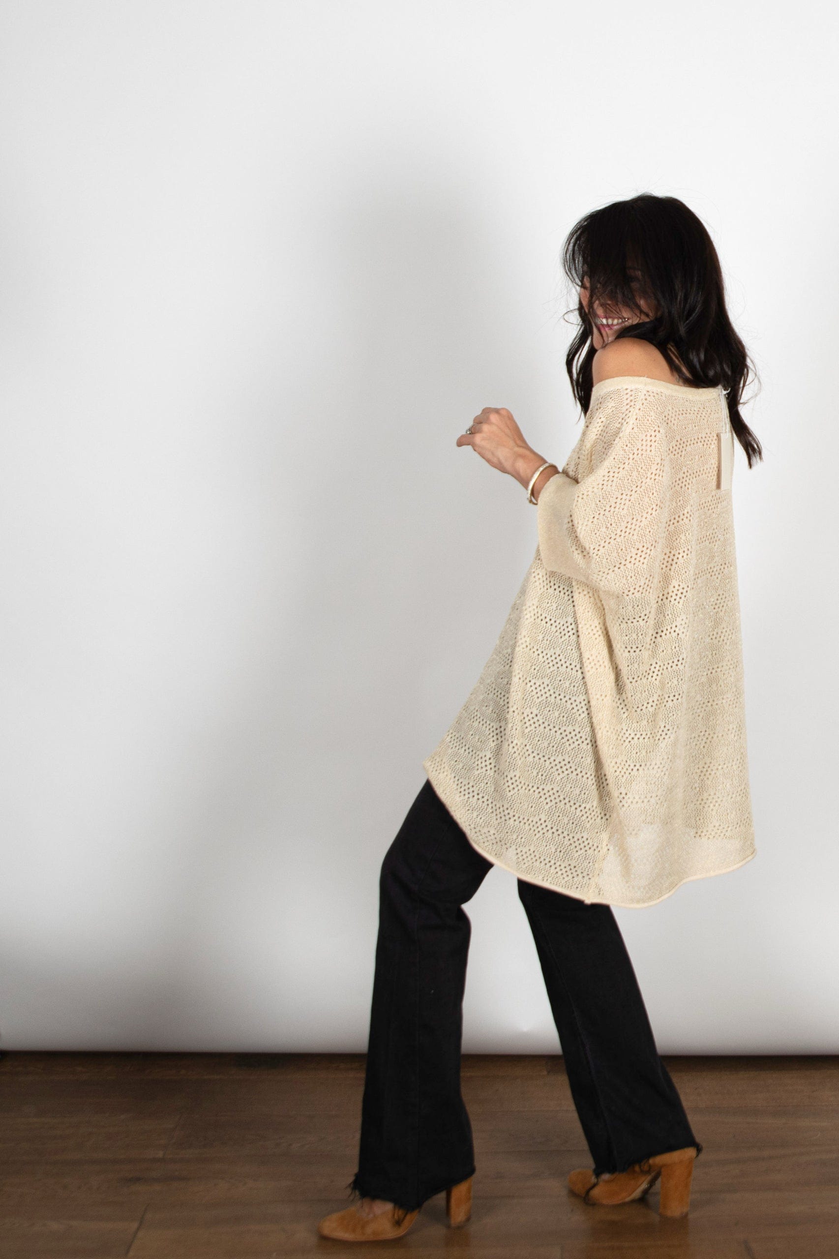 ODED אוברסייז חורים קאמל זהב image 11