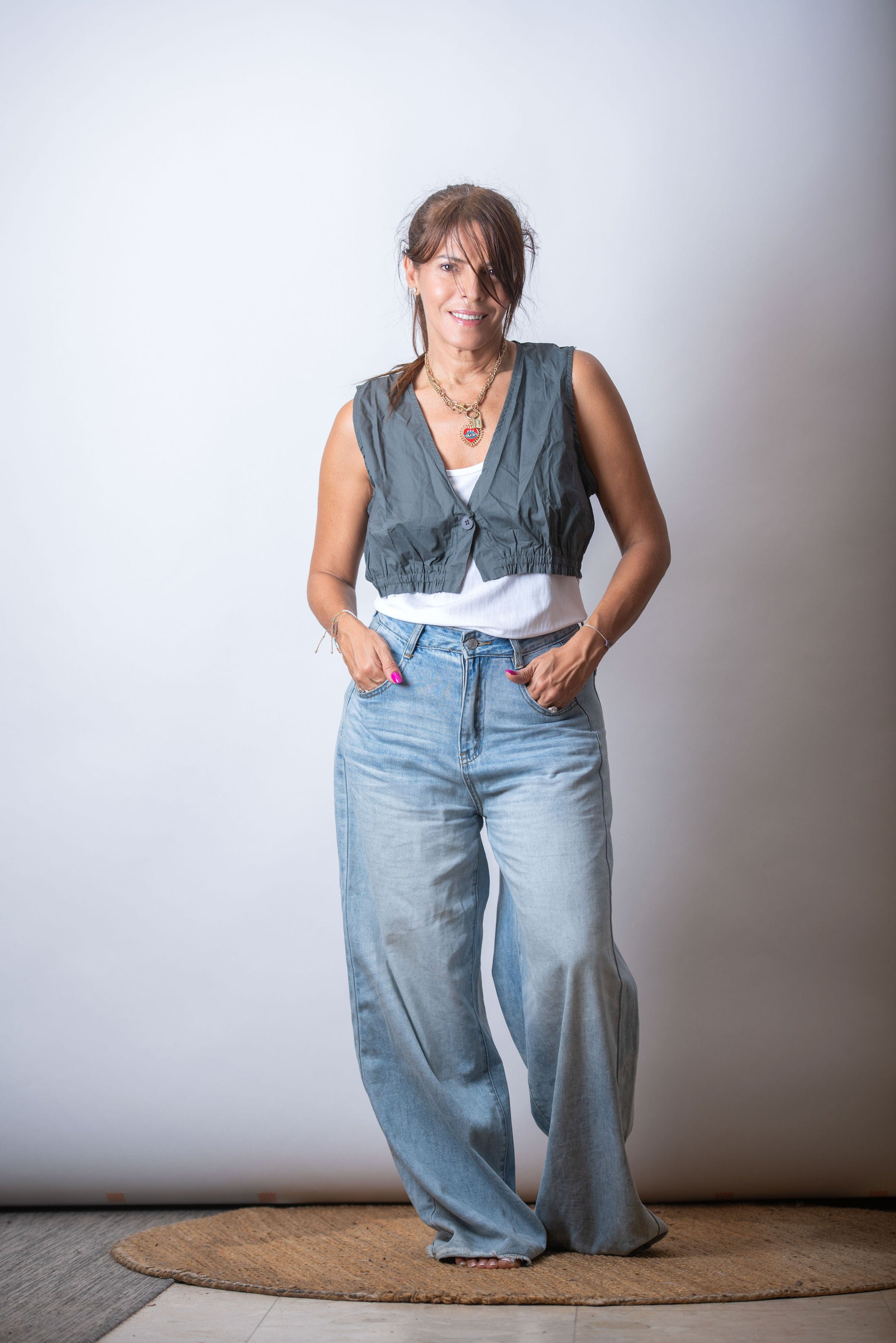 וסט קטן אפור זית image 1