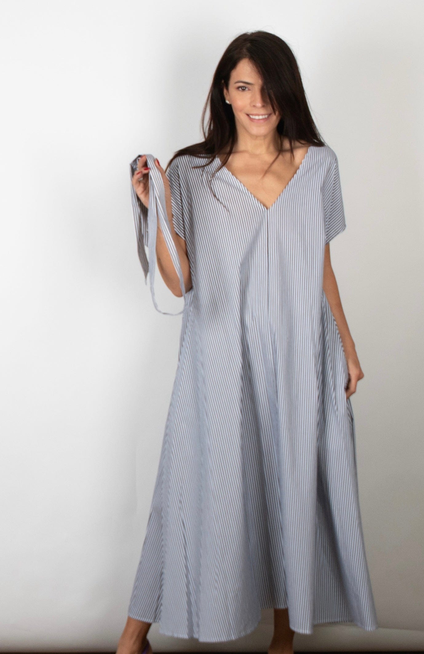 WINEHOUSE V שמלה אוברסייז image 0