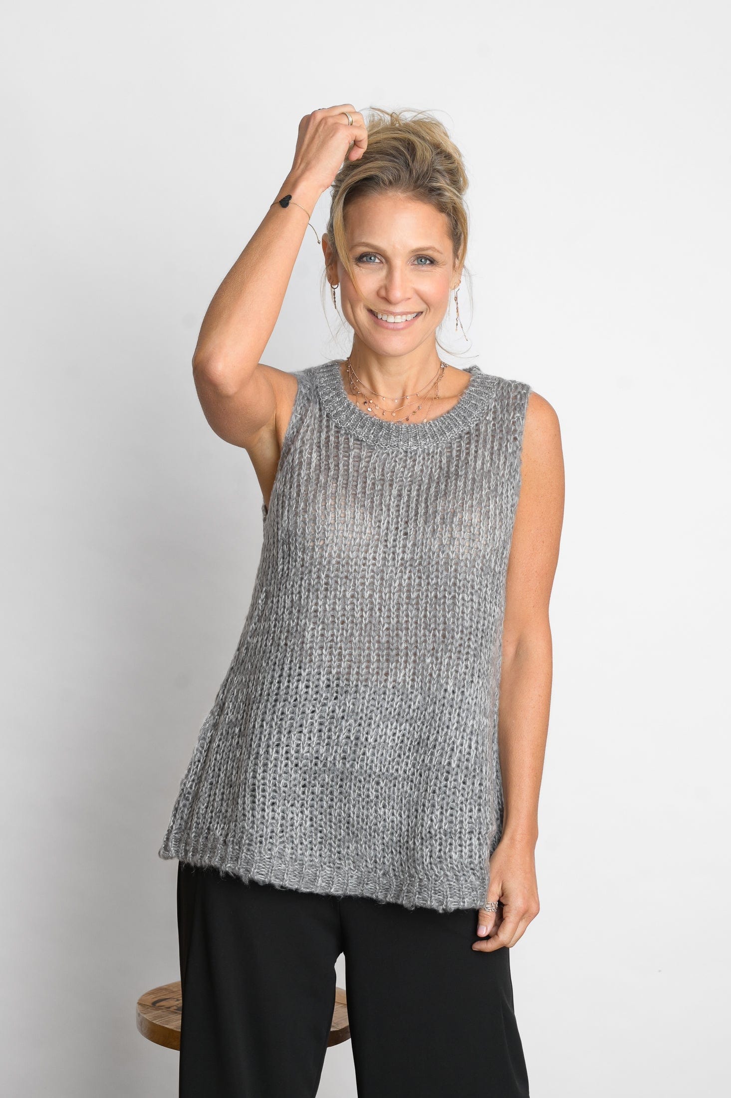 LOS  אפודה סריג אפור כהה image 5