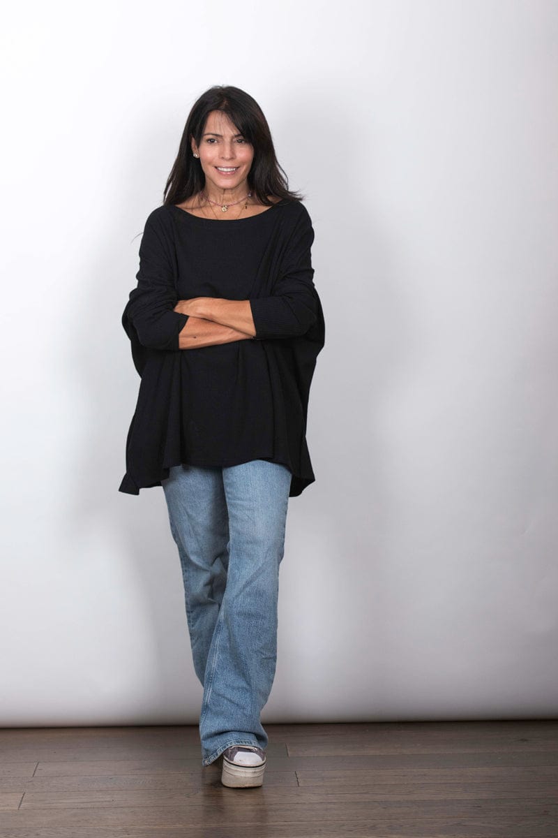 LARRY חולצה אוברסייז שחורה