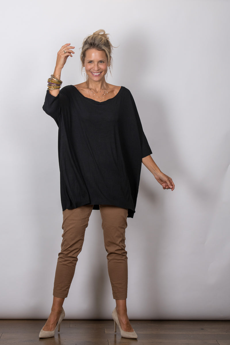 TOKYO חולצת אוברסייז שחורה