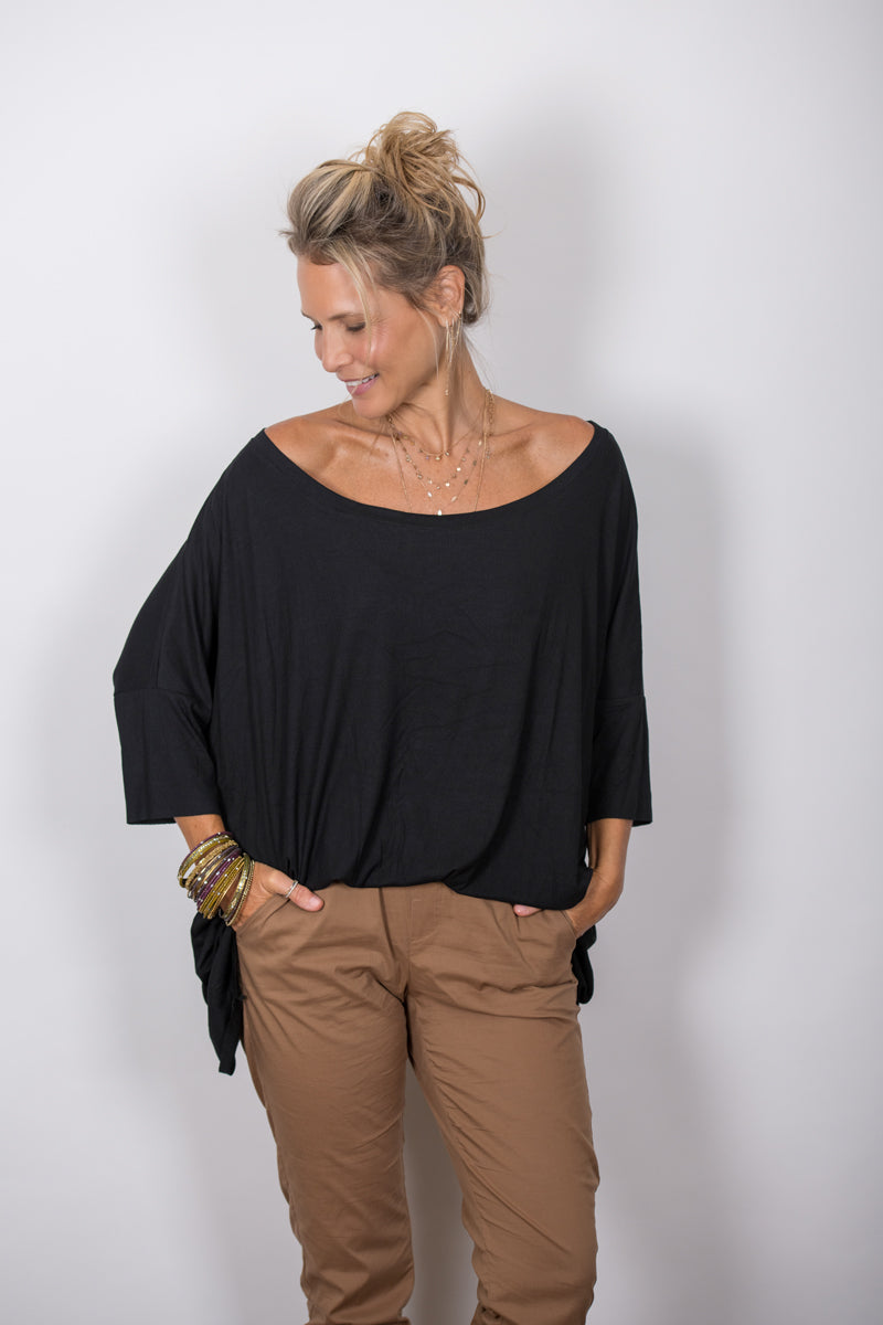 TOKYO חולצת אוברסייז שחורה