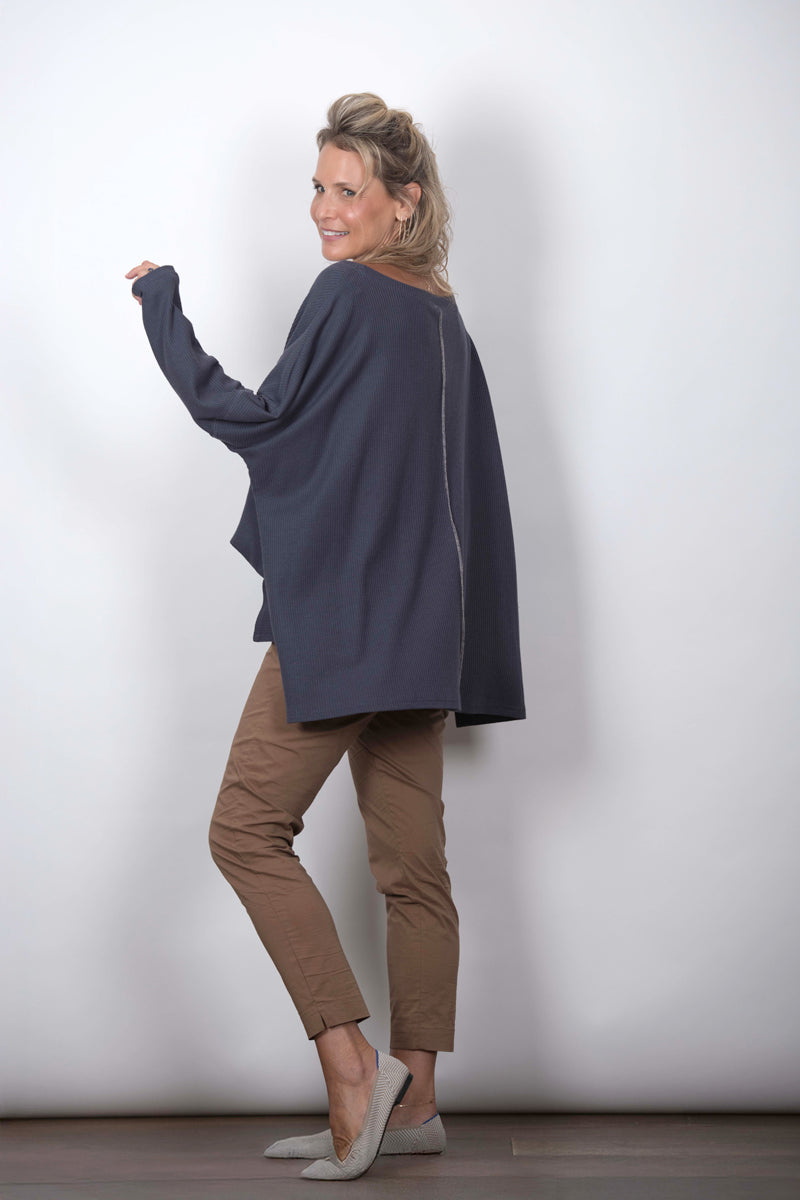 LARRY חולצה אוברסייז אפור