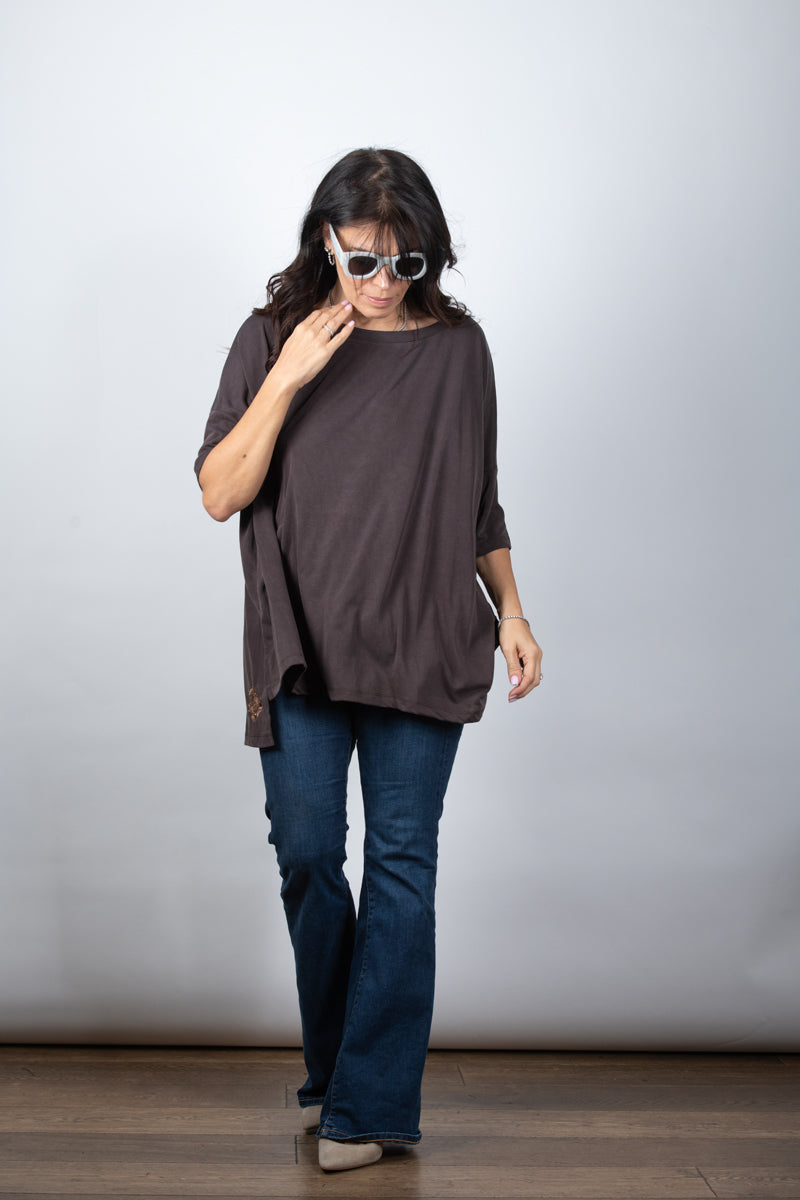 IRIS חולצה אוברסייז גדולה