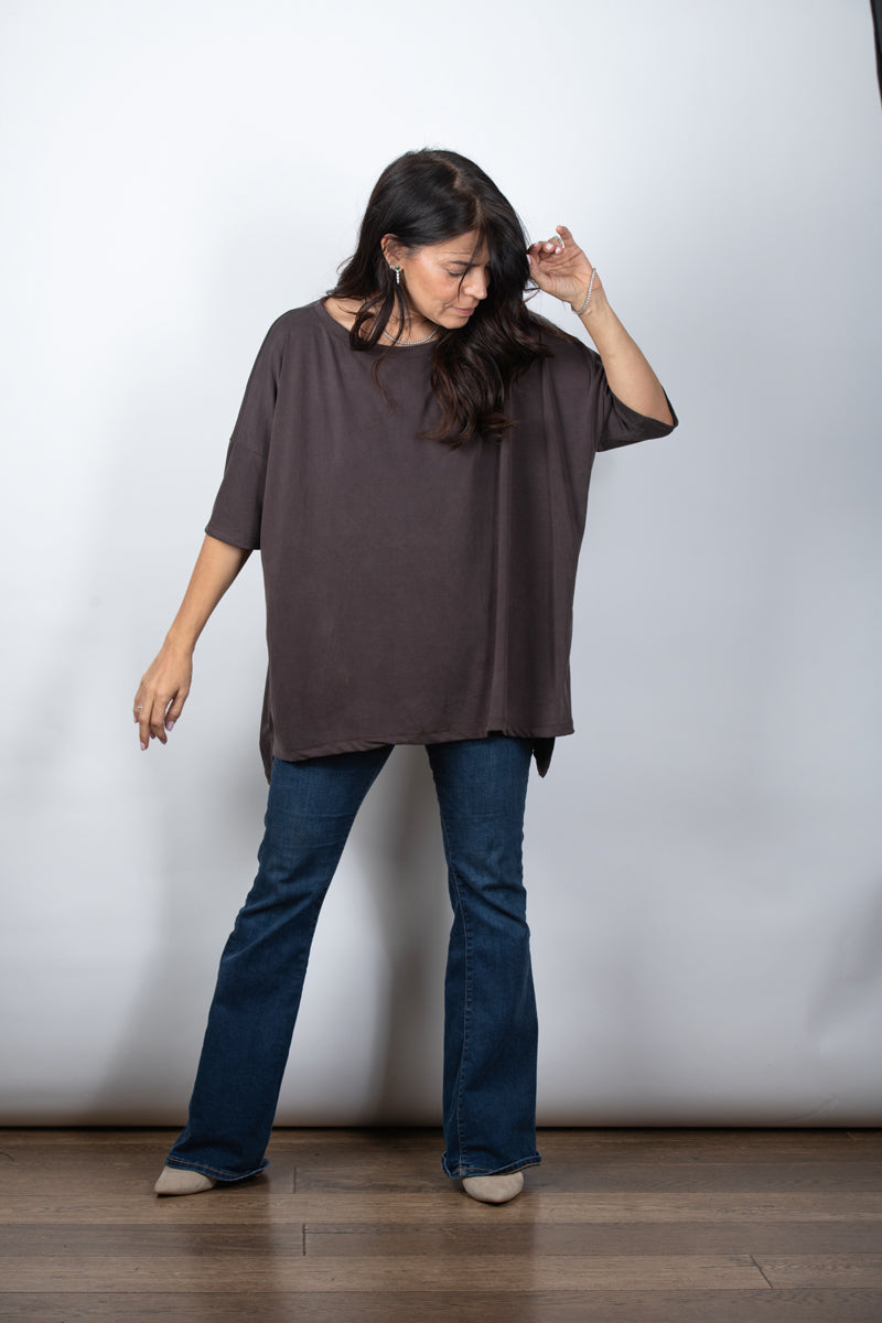 IRIS חולצה אוברסייז גדולה