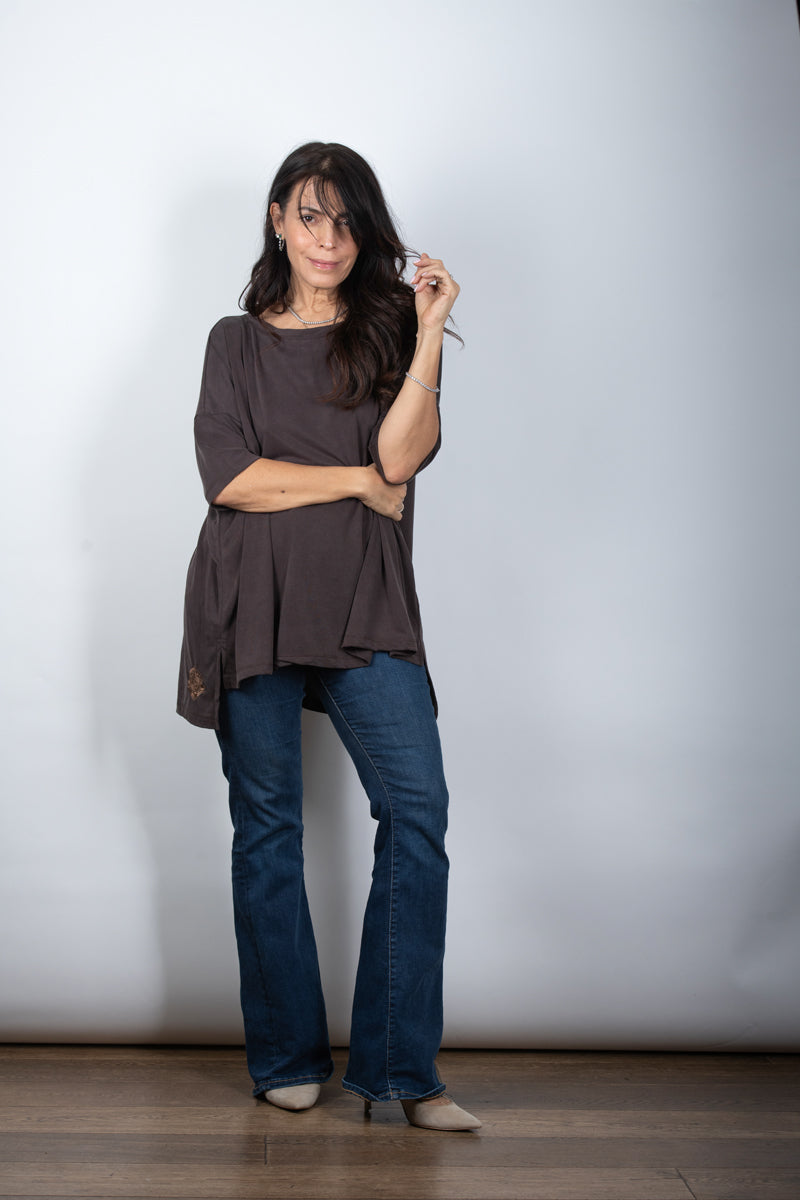 IRIS חולצה אוברסייז גדולה