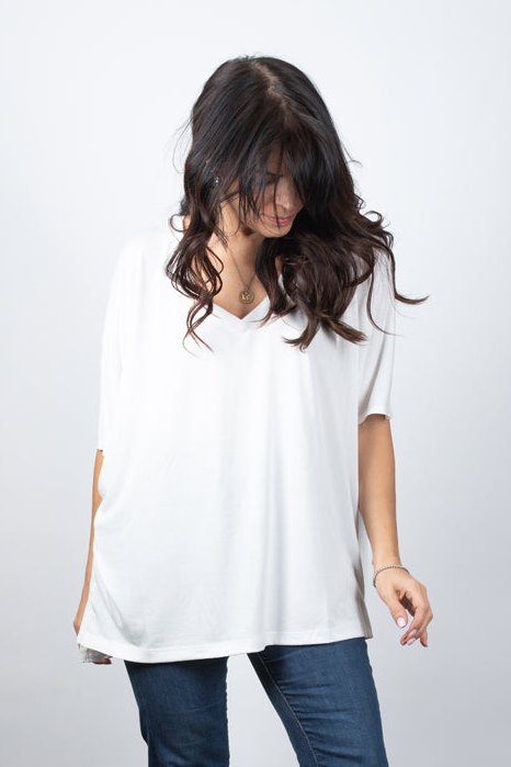 EOS V חולצה אוברסייז לבנה